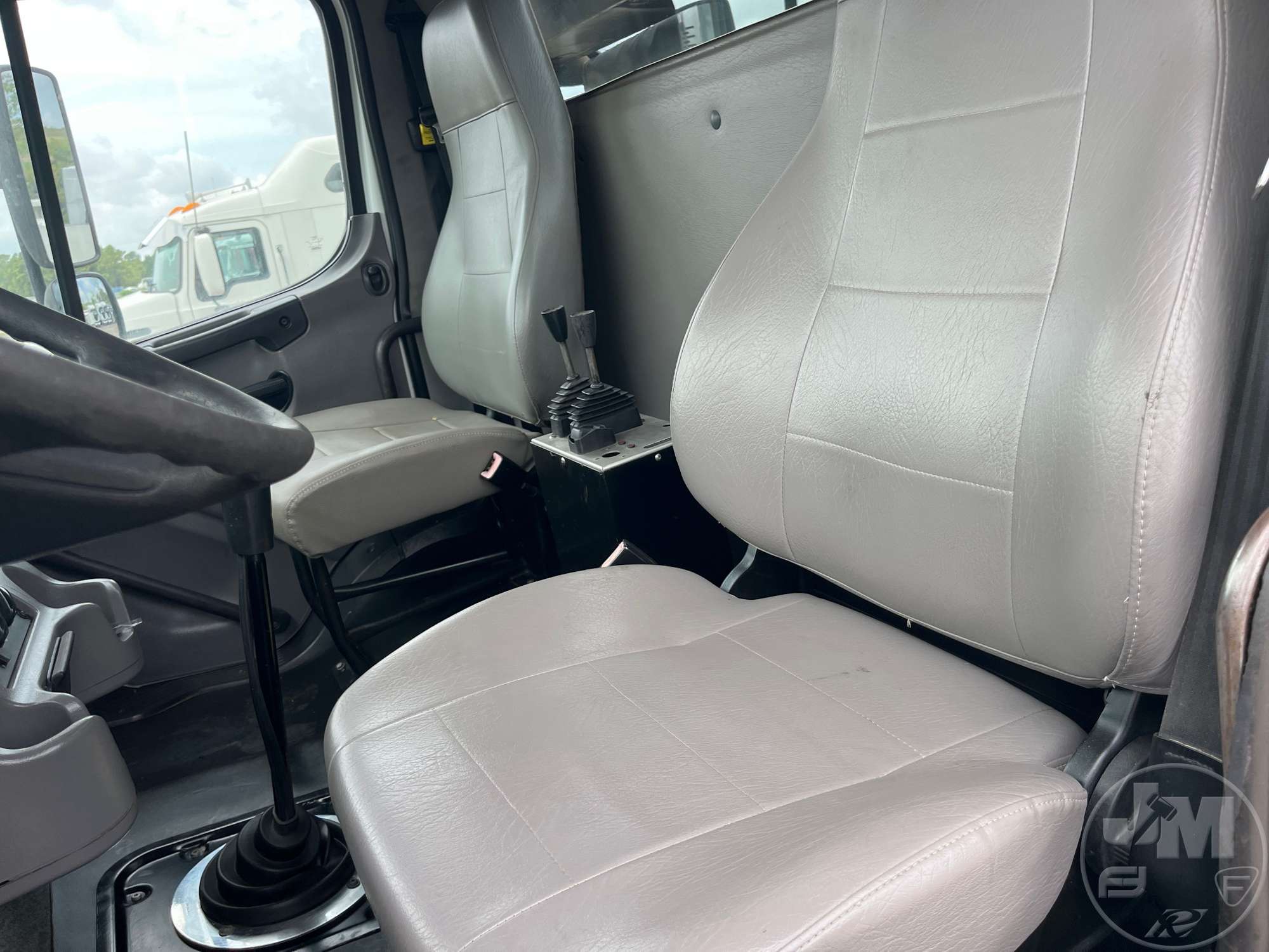 2014 Freightliner 114SD