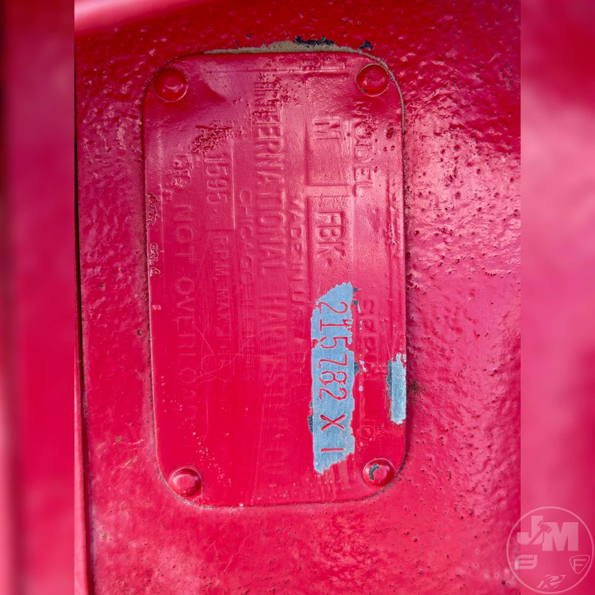 0 International MCCORMICK FARMALL