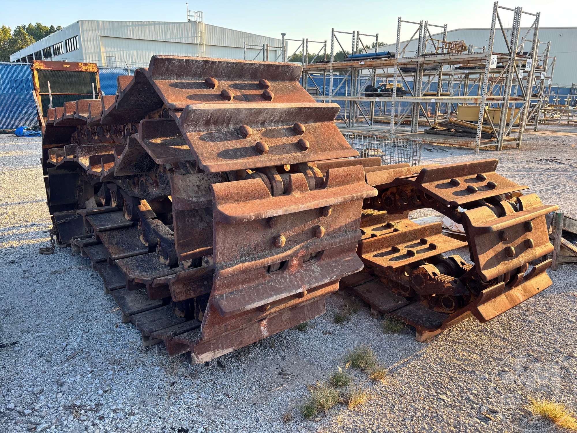 0 Caterpillar 32 INCH TRACKS TO FIT D11T
