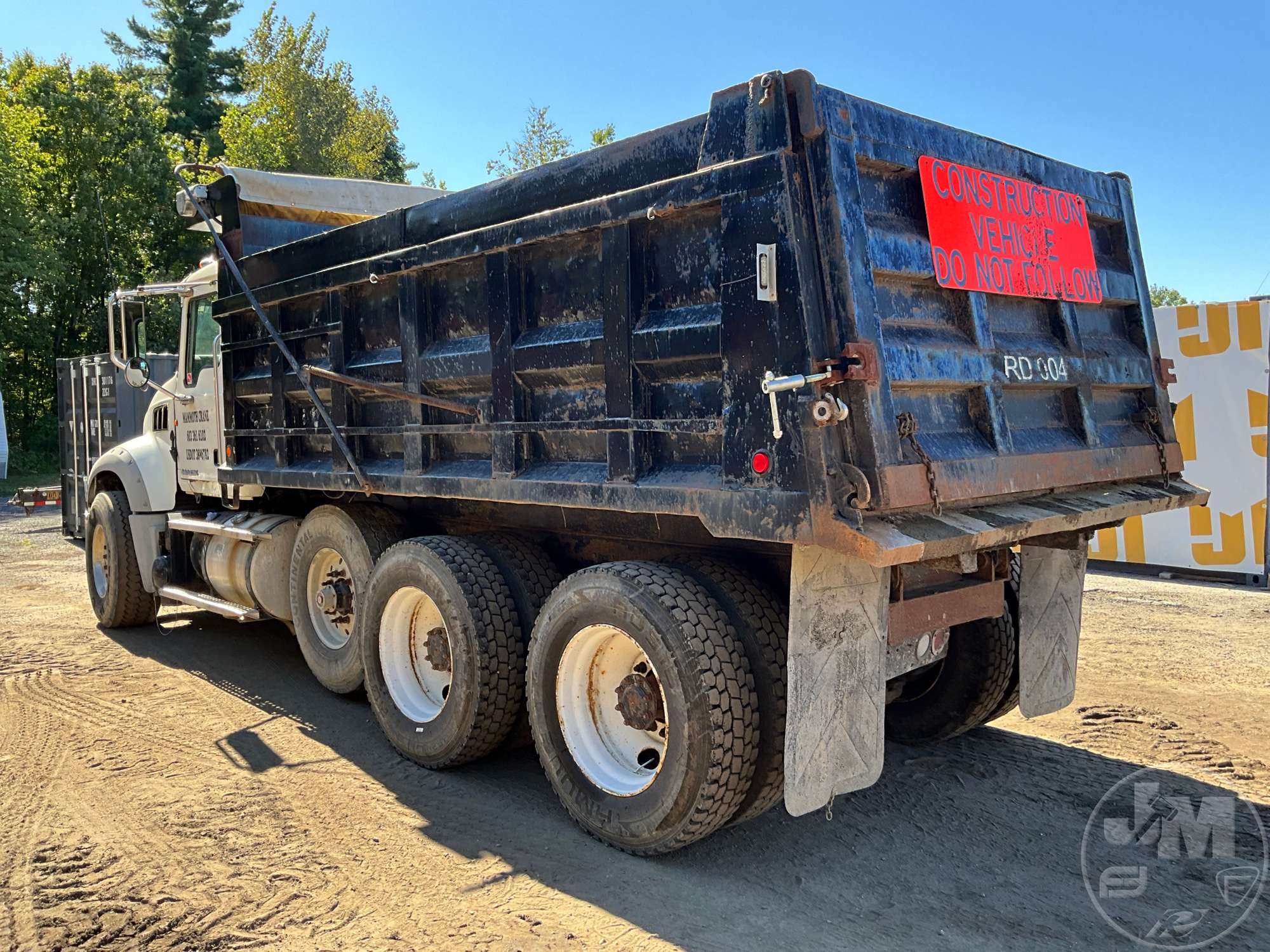 2012 Mack GU GRANITE