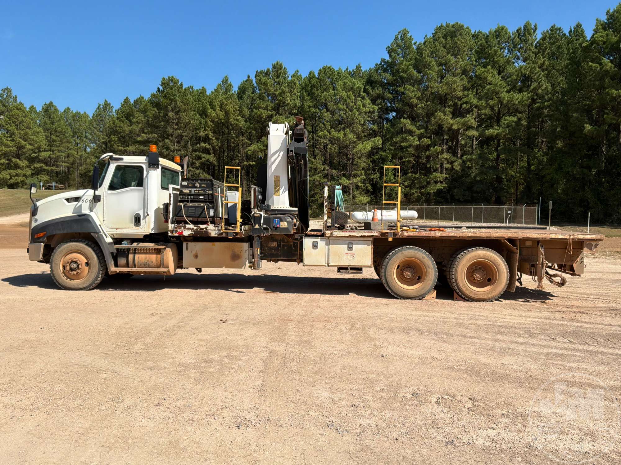 2015 Caterpillar CF7AA
