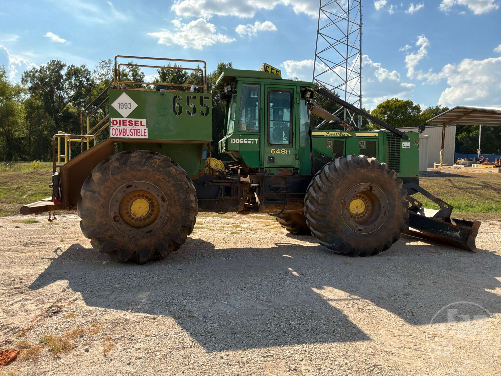 0 John Deere 648H