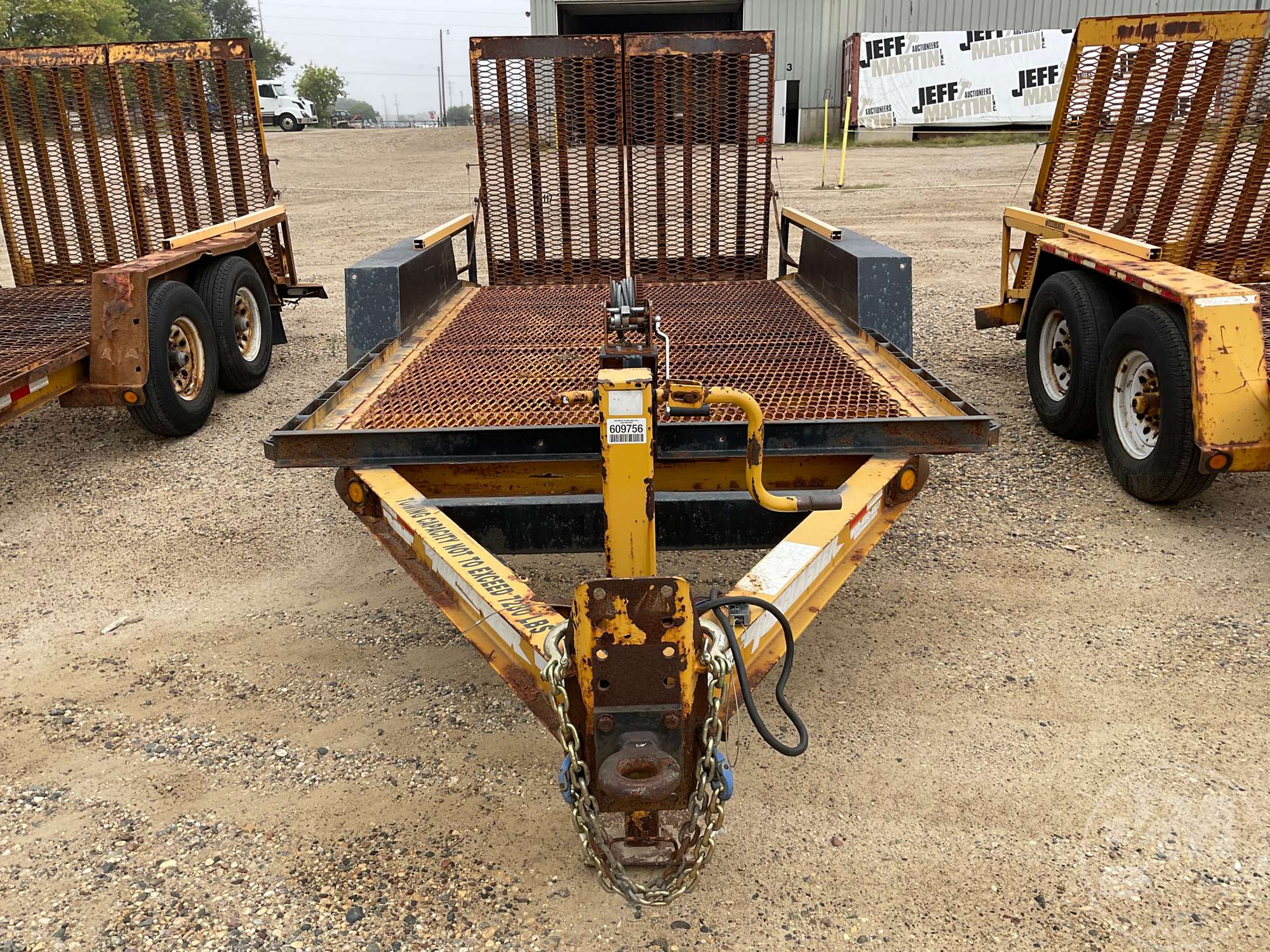 2011 Towmaster T-10D
