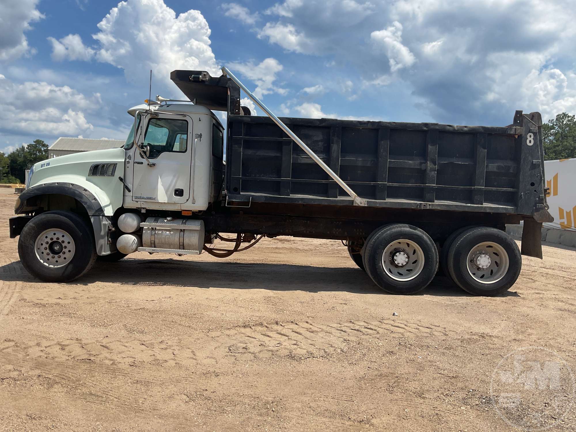 2007 Mack CTP GRANITE