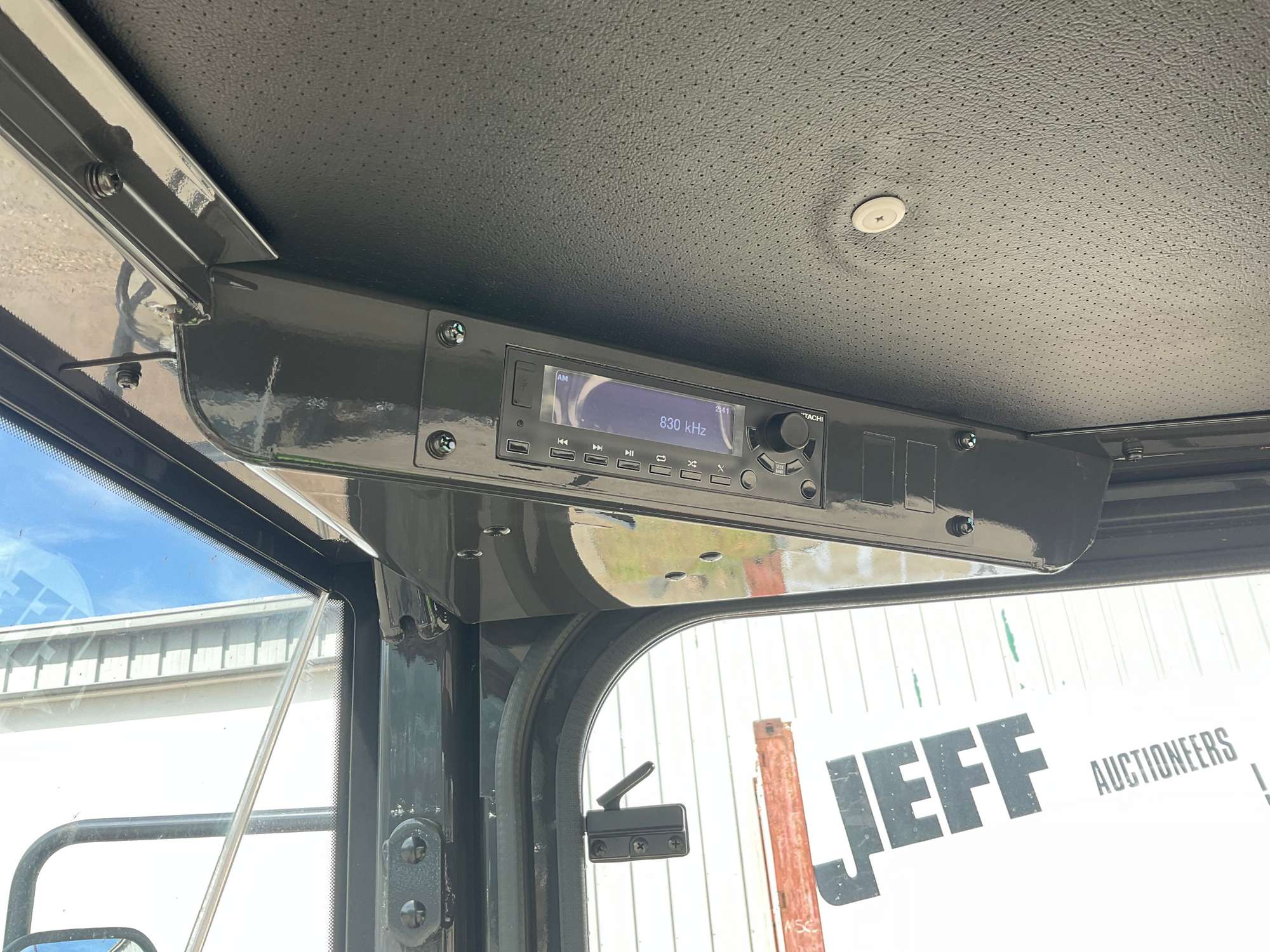 2024 Hitachi ZW80-5B