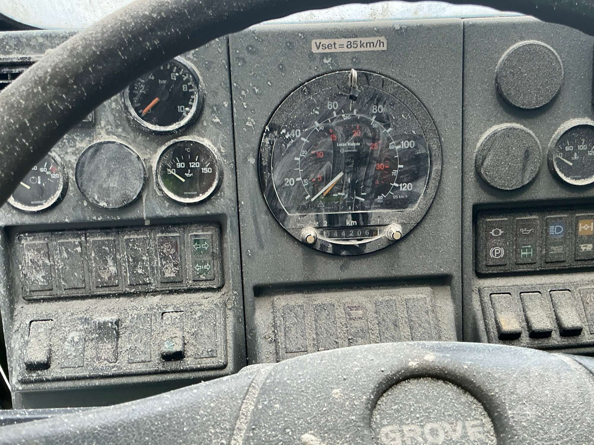 2006 Grove GMK6350