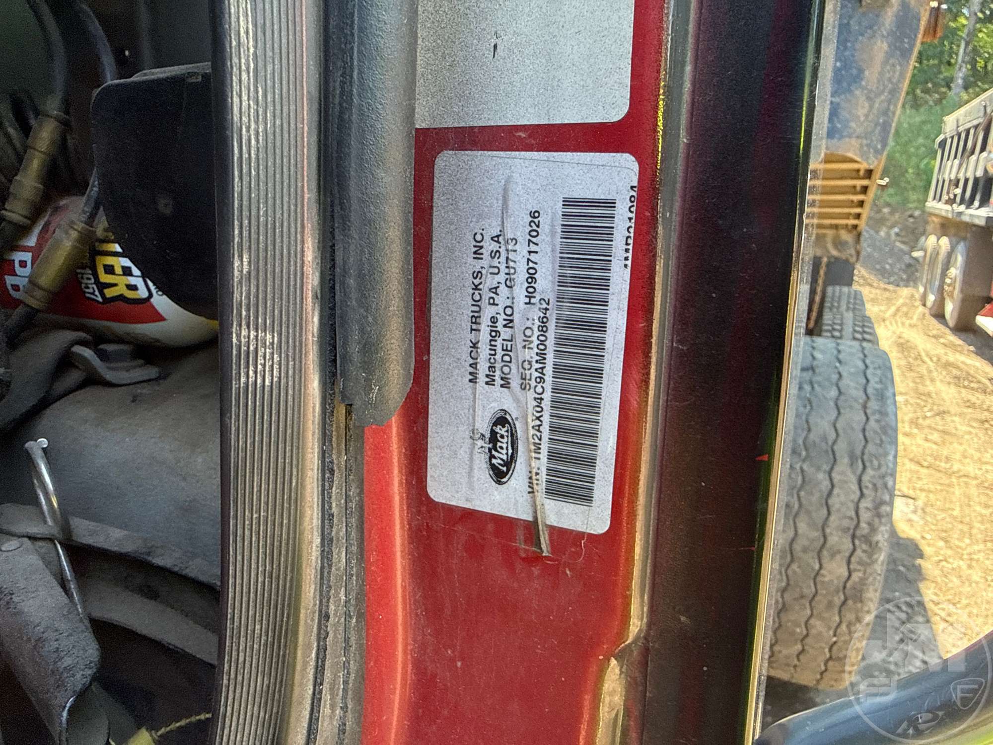 2009 Mack GU713