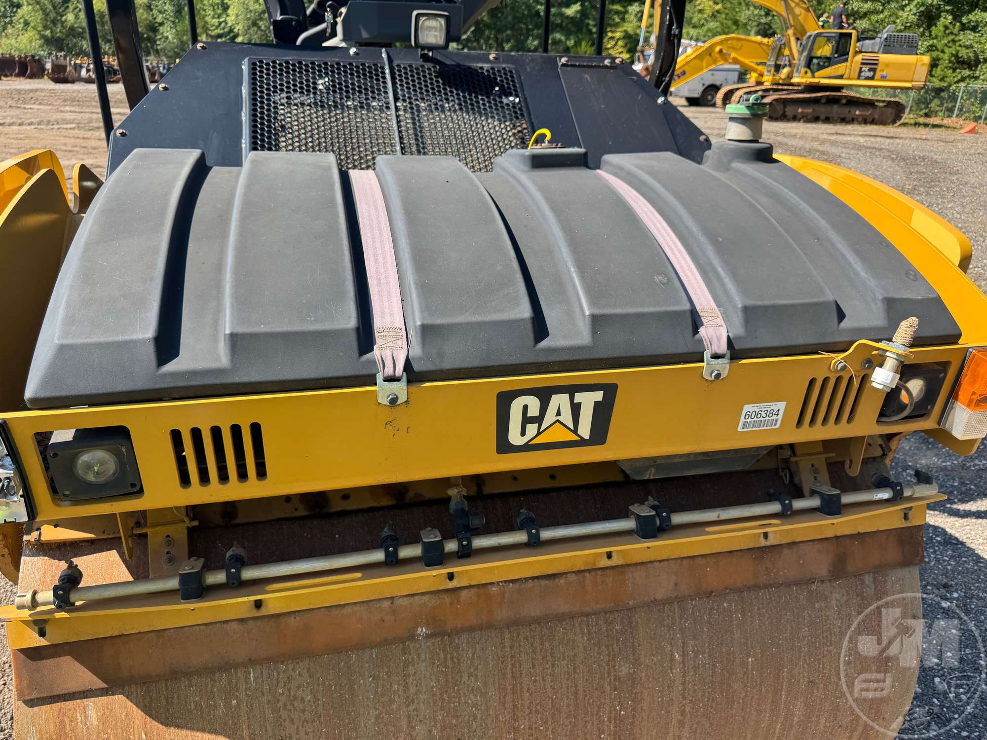 2016 Caterpillar CB54B