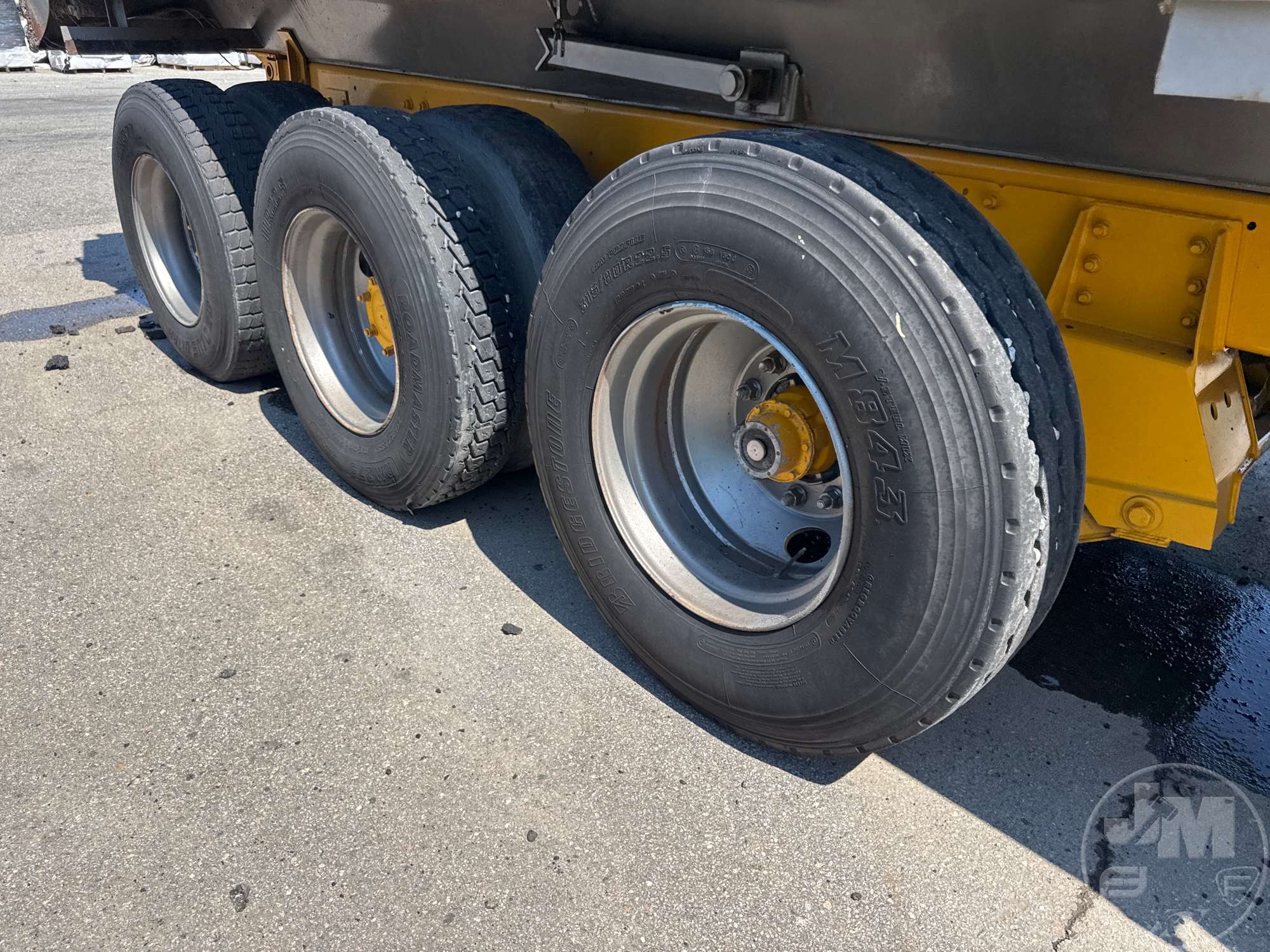 1996 Mack RD688S