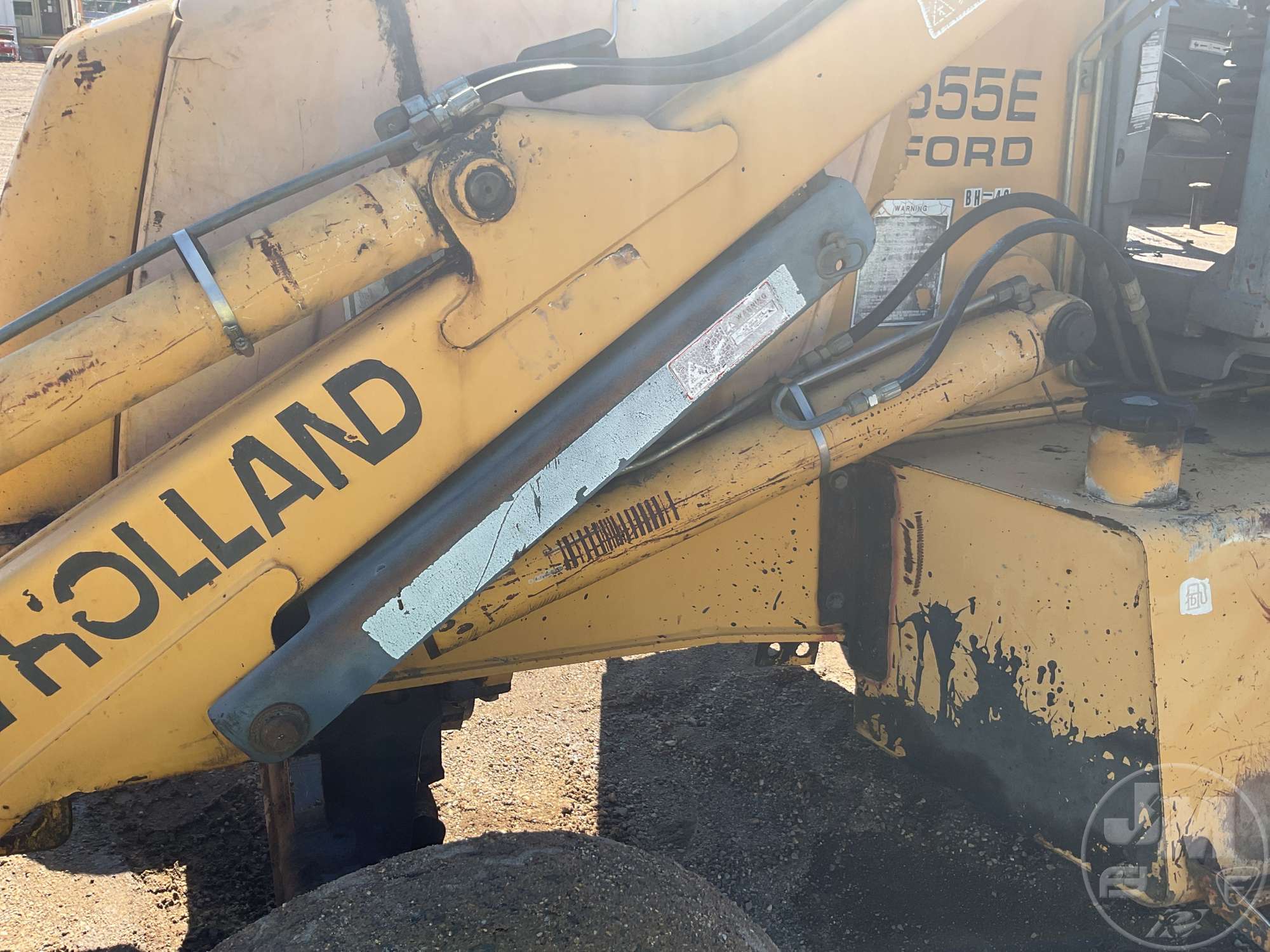 1998 New Holland 555E
