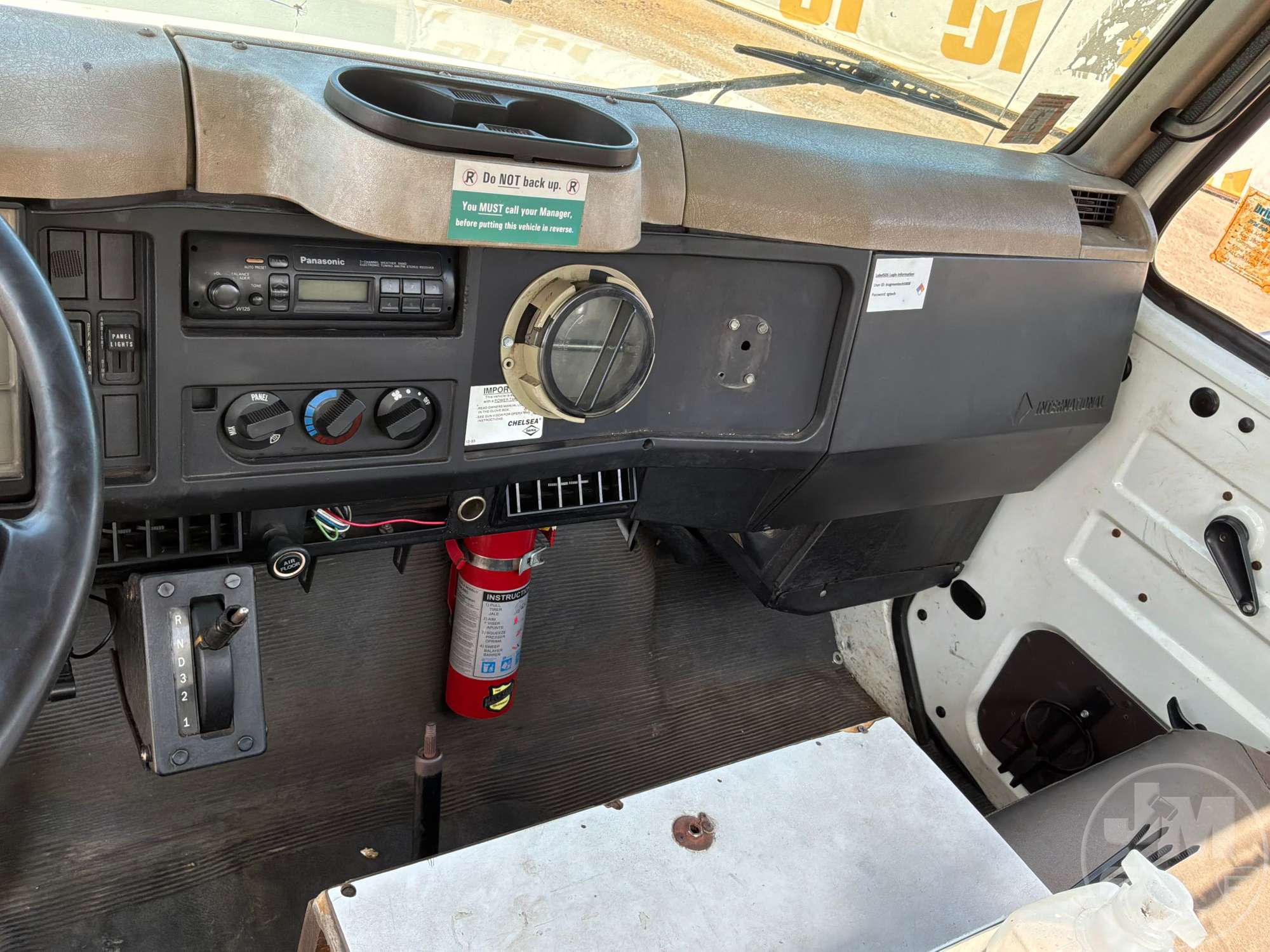 2001 International 4700