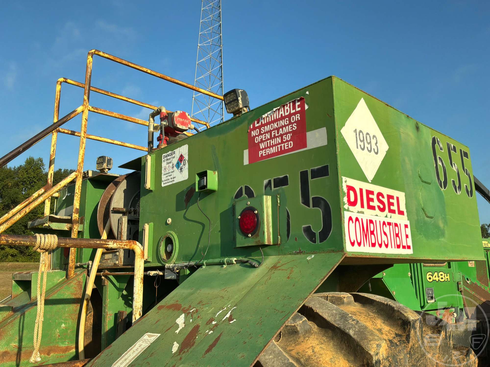 0 John Deere 648H