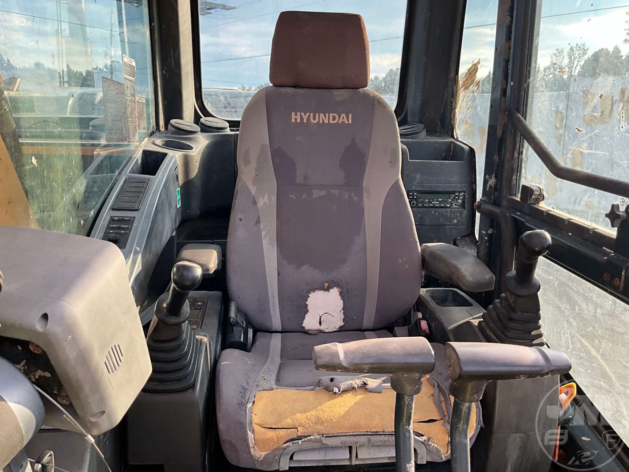 0 Hyundai ROBEX 250LC-9
