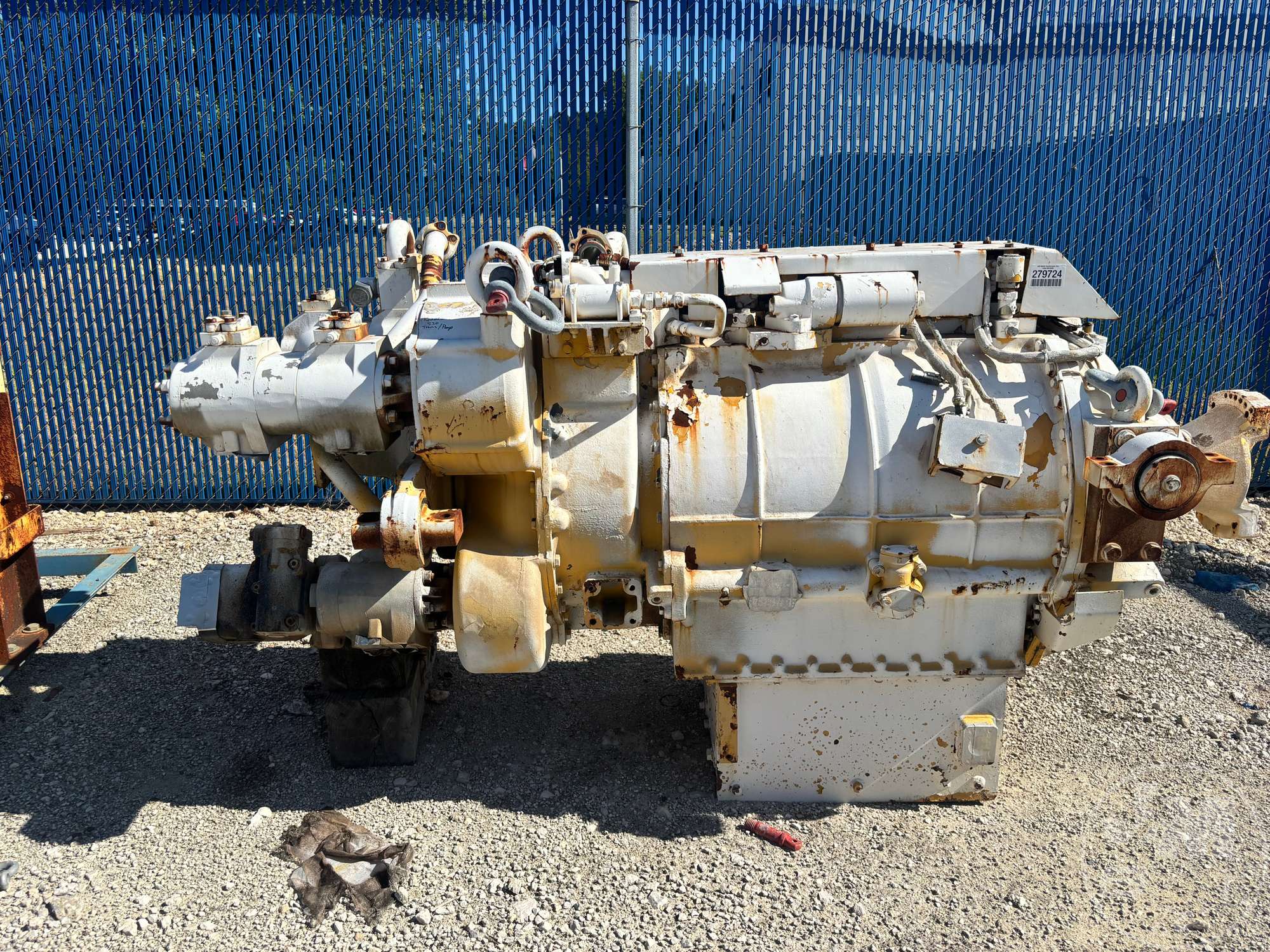 0 Komatsu 530M TRANSMISSION
