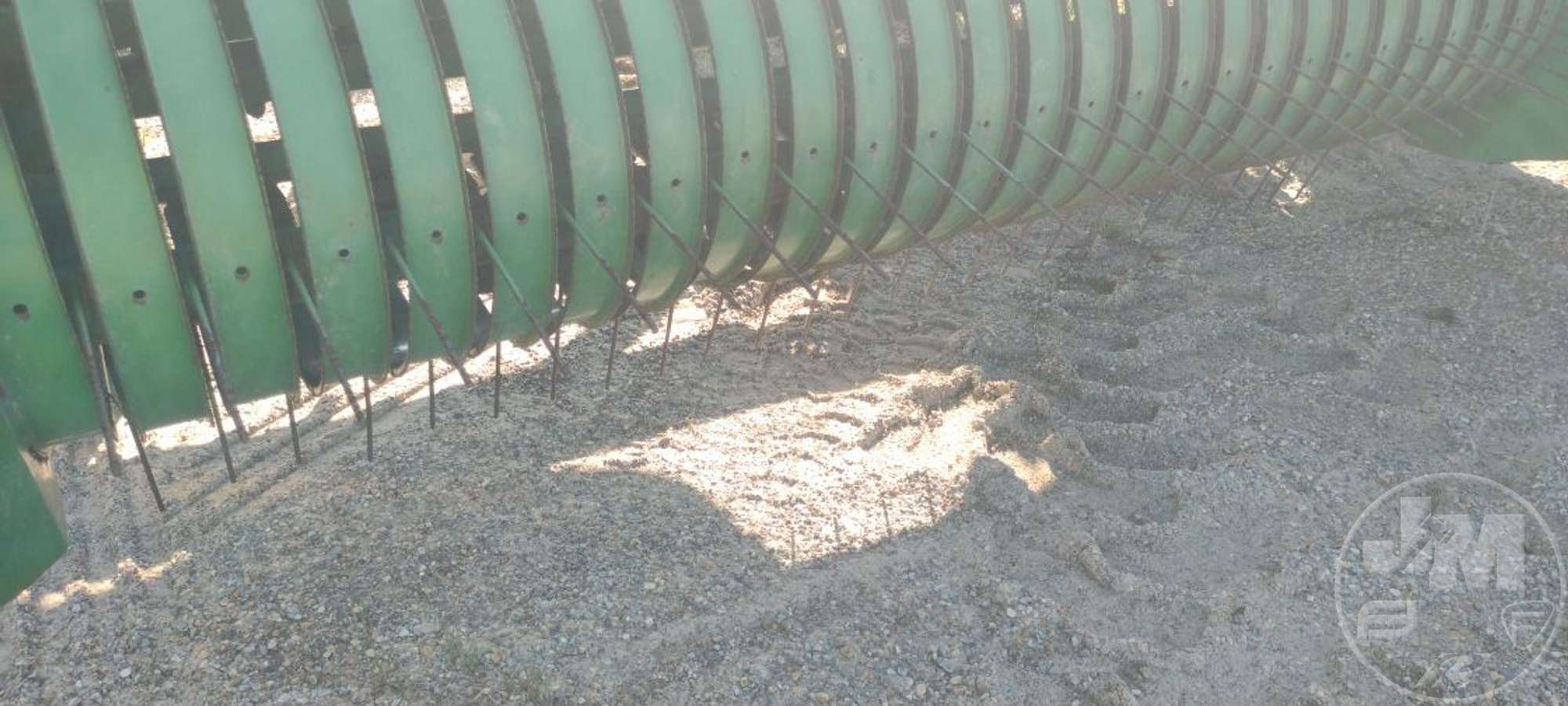 0 John Deere 328