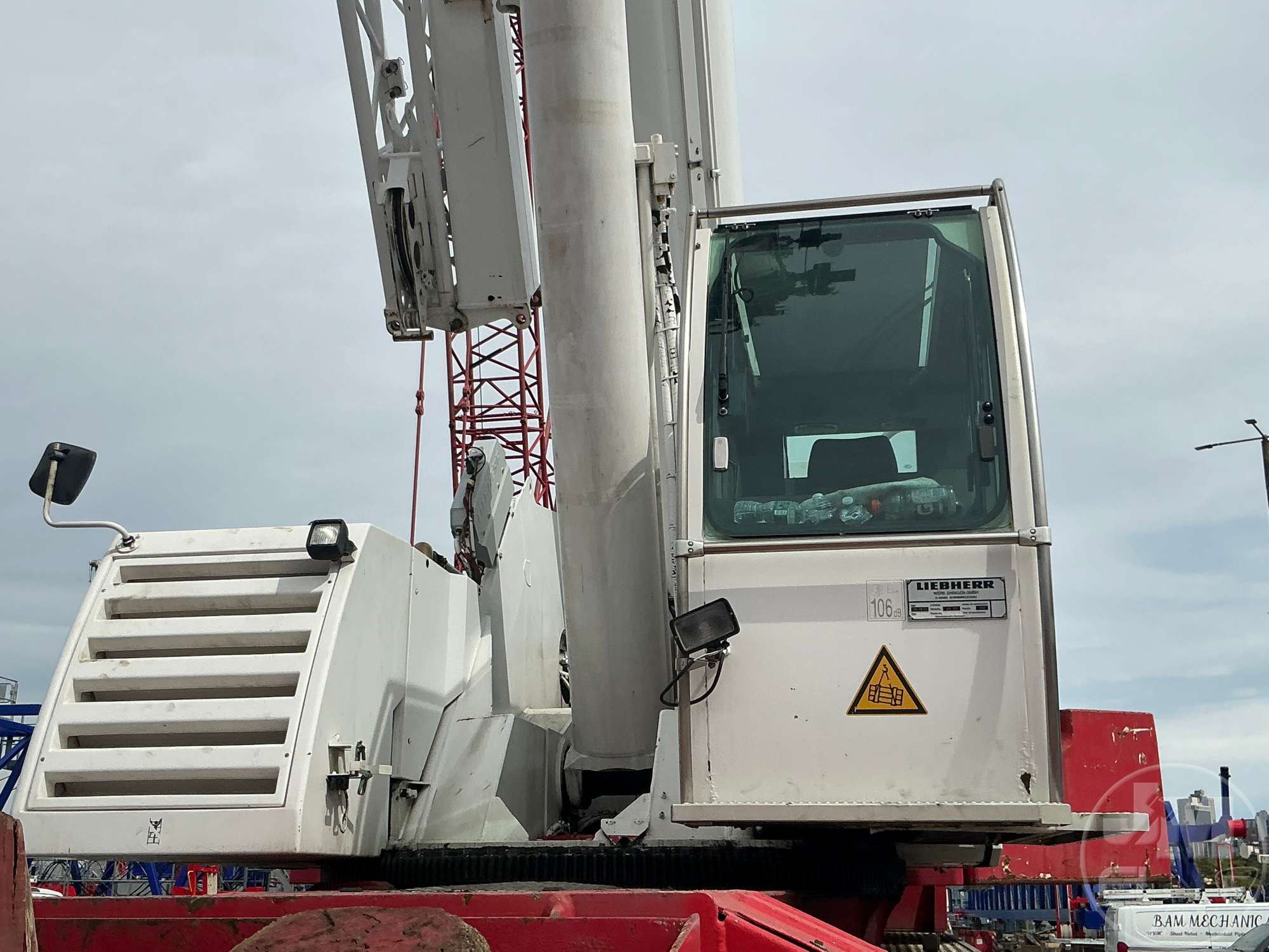 2007 Liebherr LTM1130