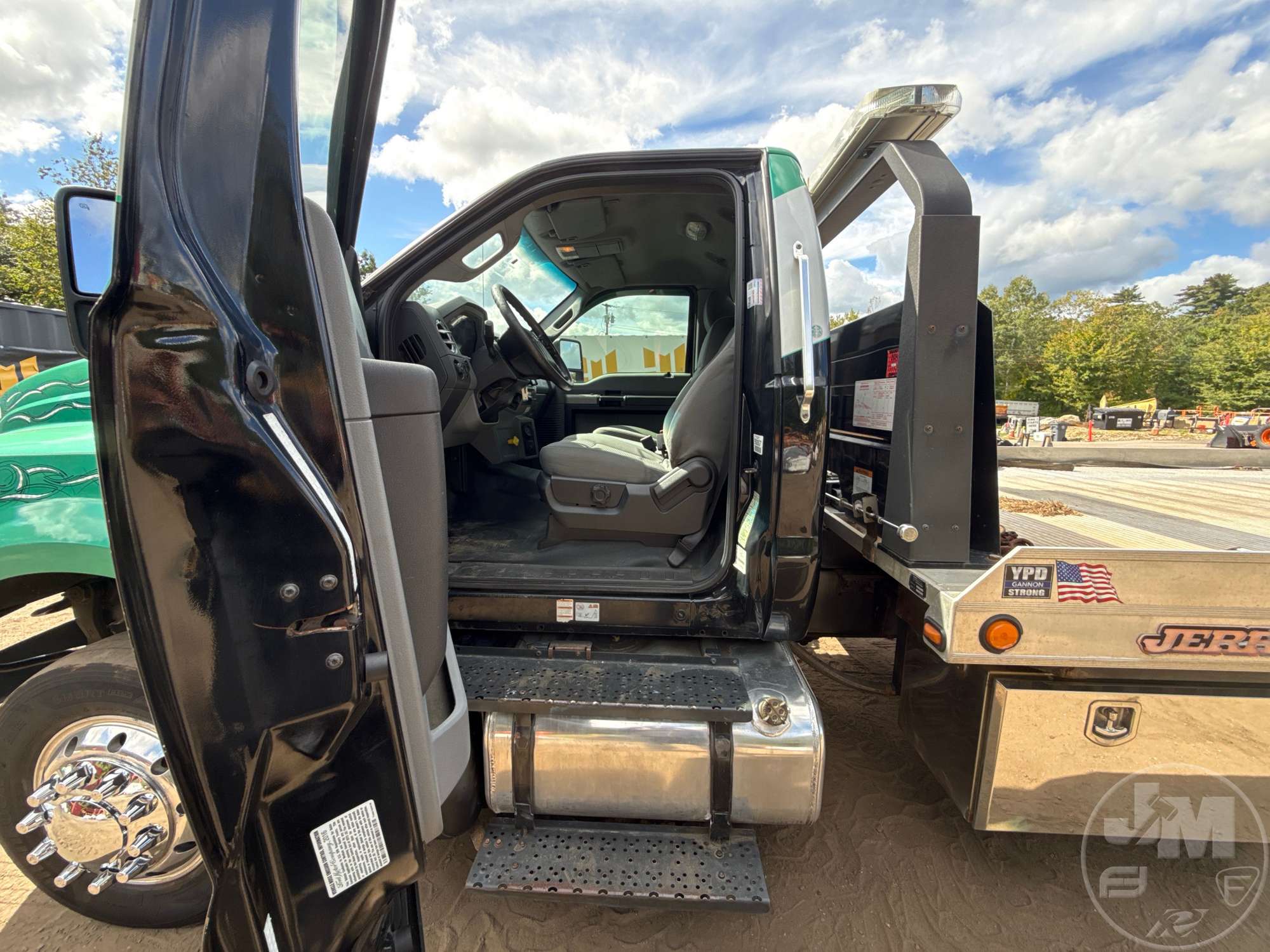 2017 Ford F650