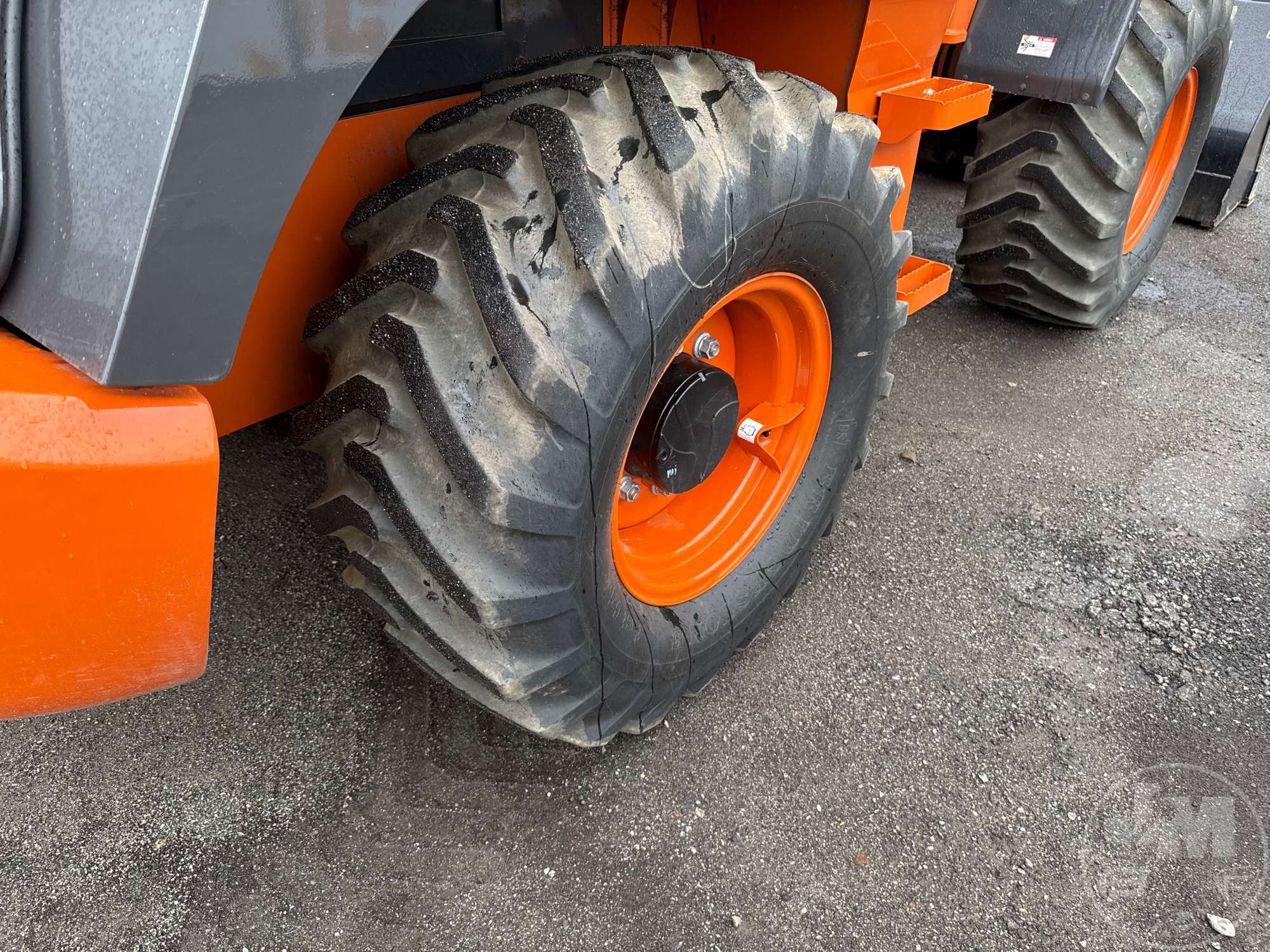 2024 Hitachi ZW80-5B