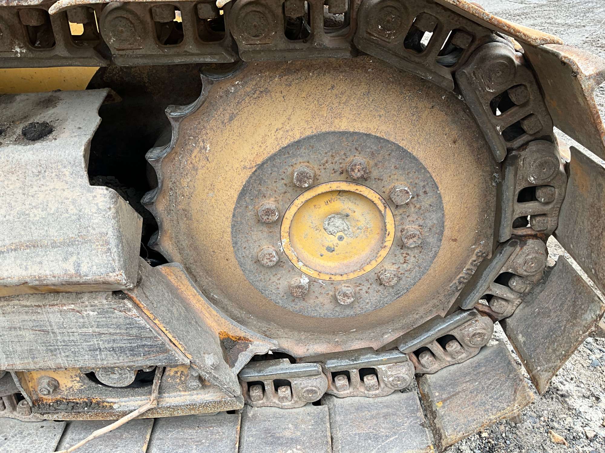 2005 John Deere 450J LT