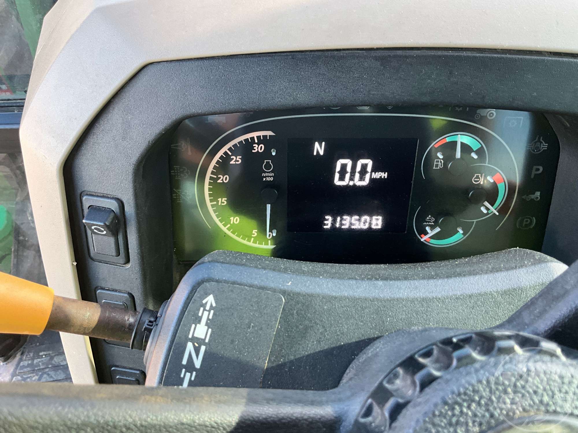 0 John Deere 5100E