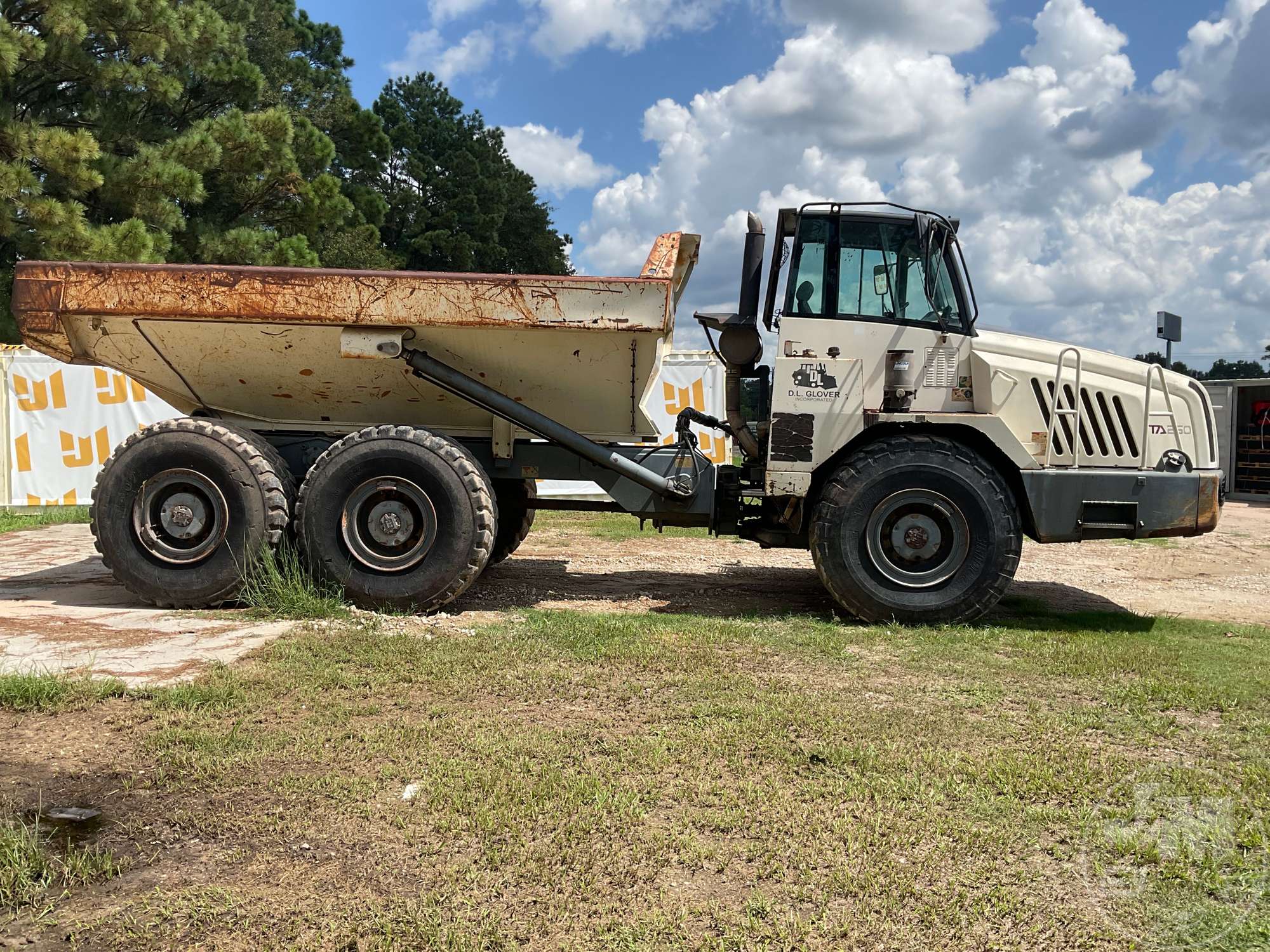 2011 Terex TA250