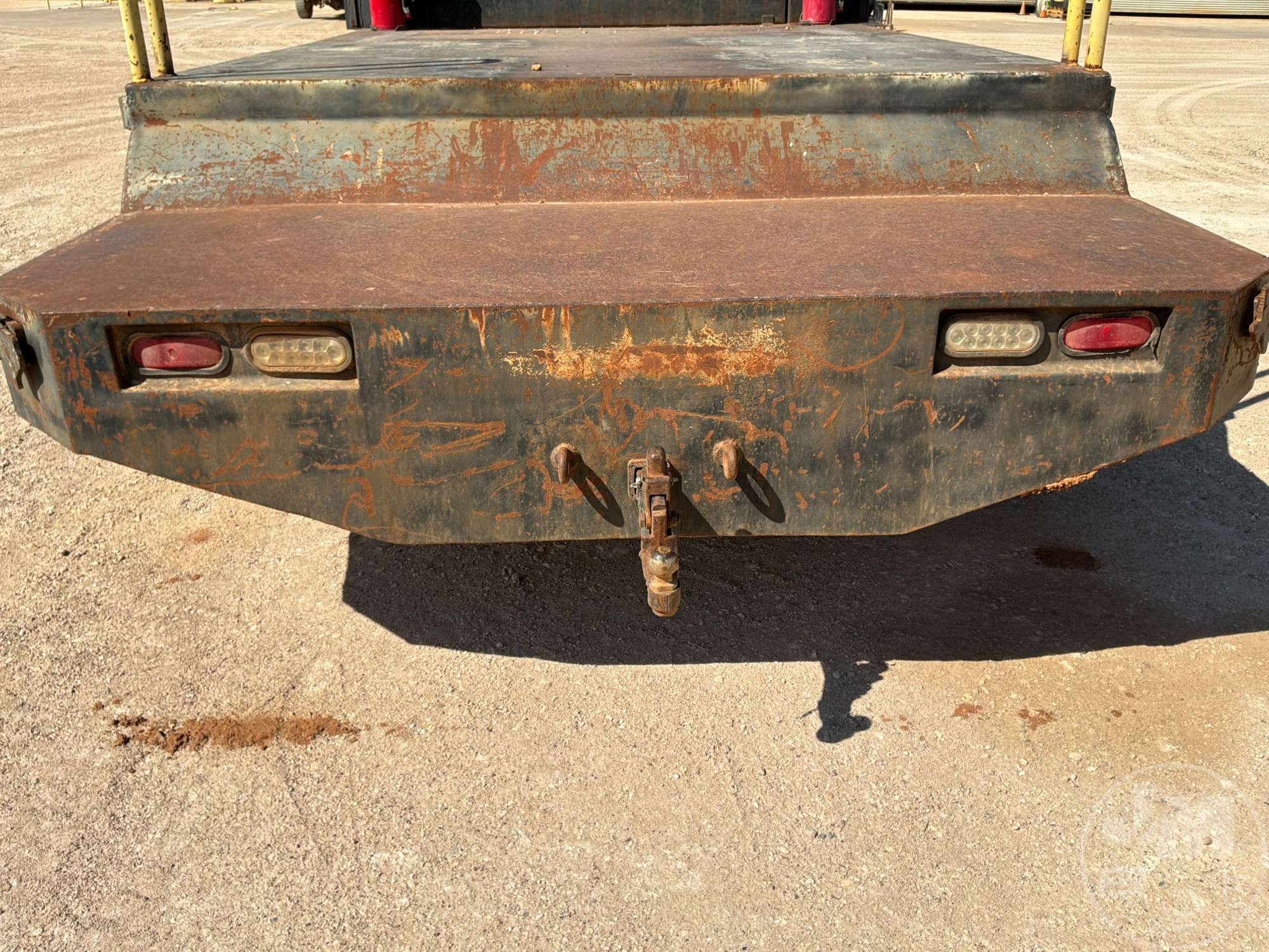 2002 Ford F750