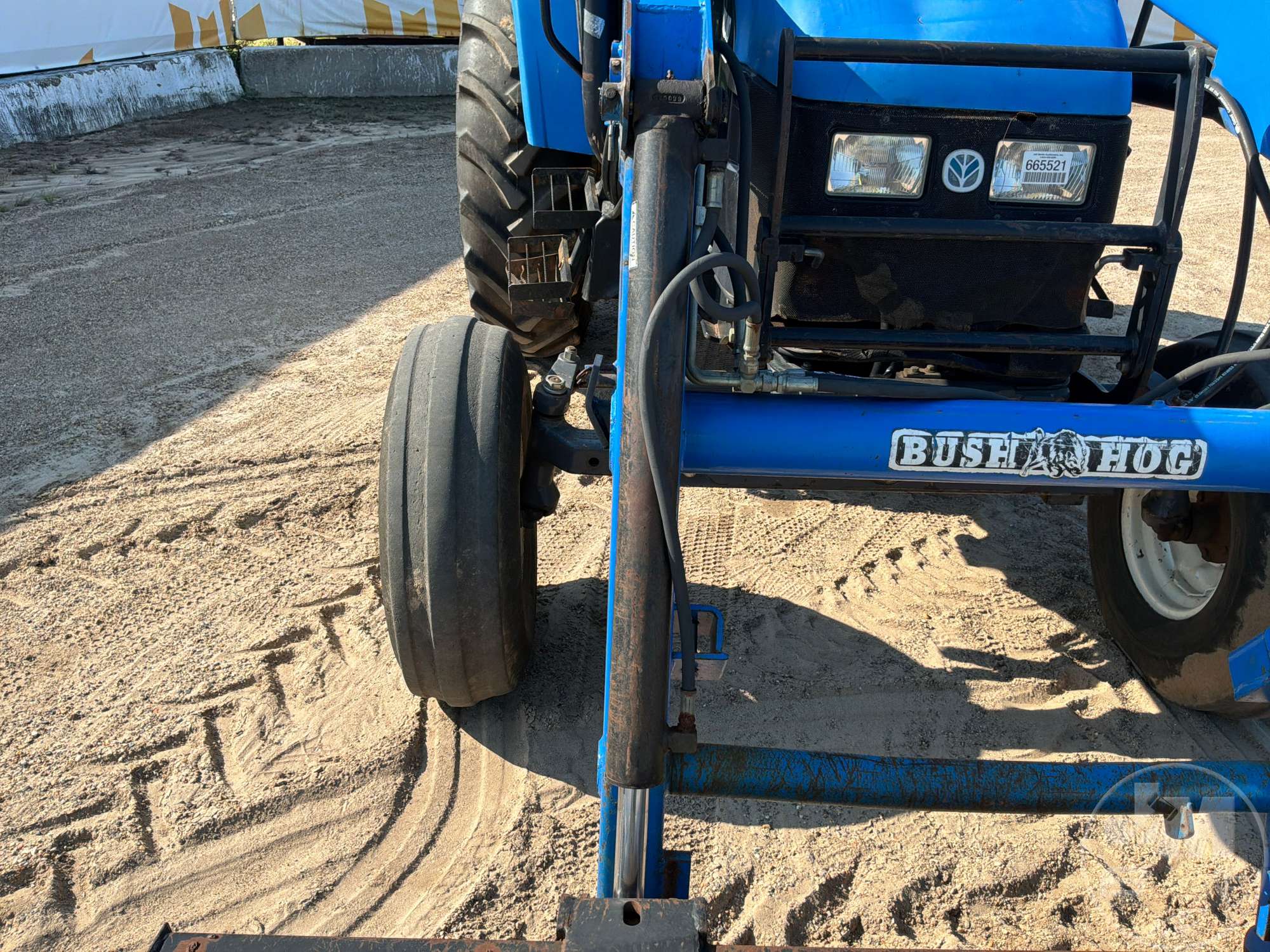 0 New Holland TS110