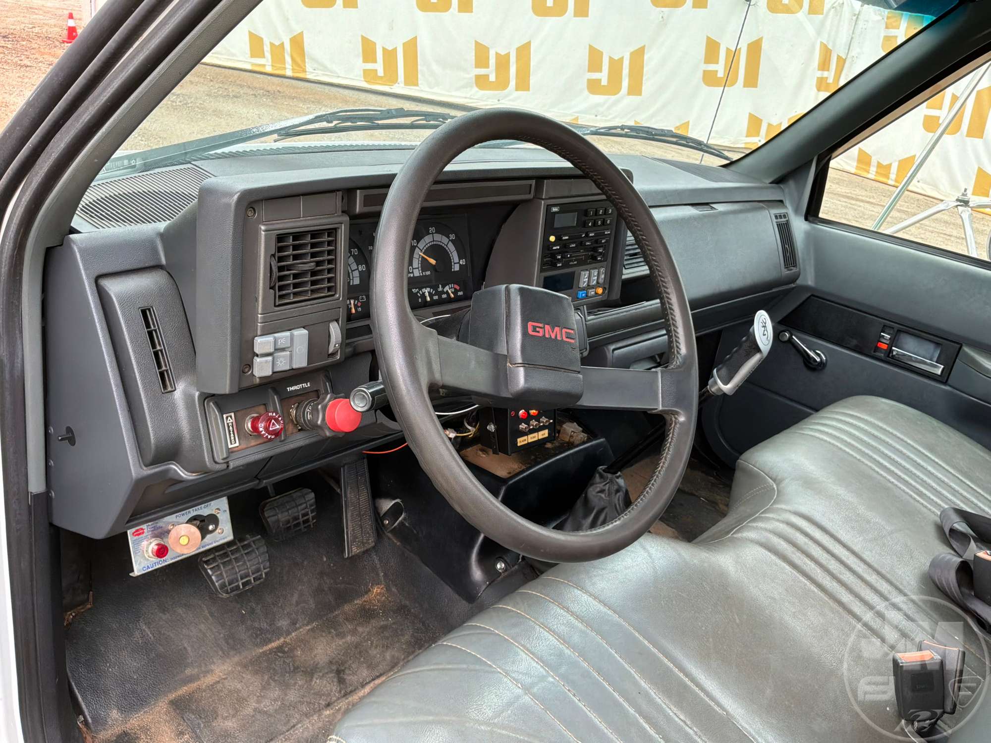 1997 GMC C6
