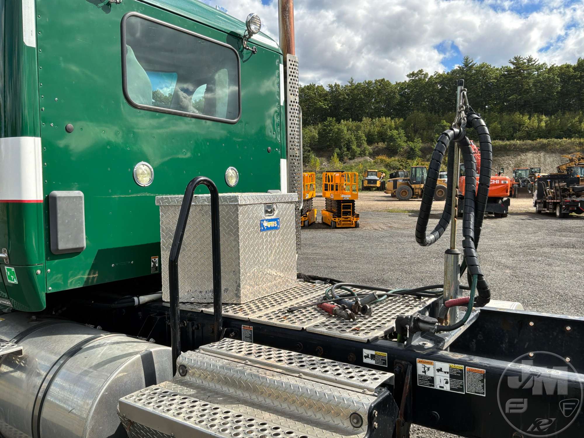 2020 Kenworth T880