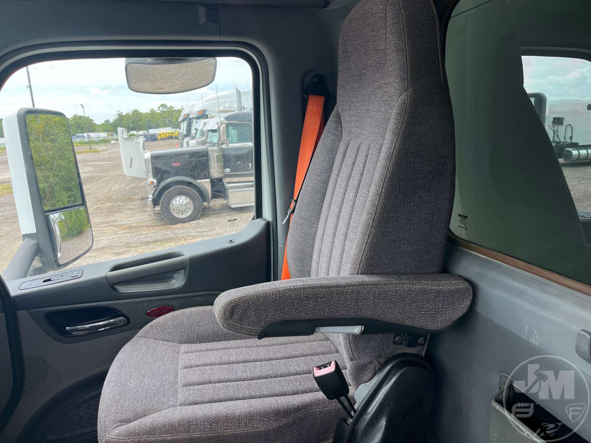 2015 Peterbilt 567