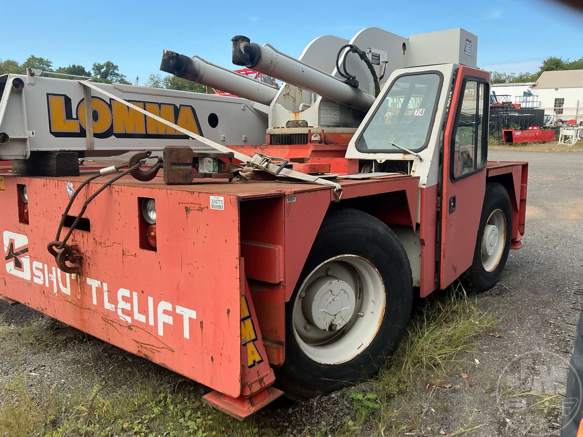 2003 Shuttlelift 5560B