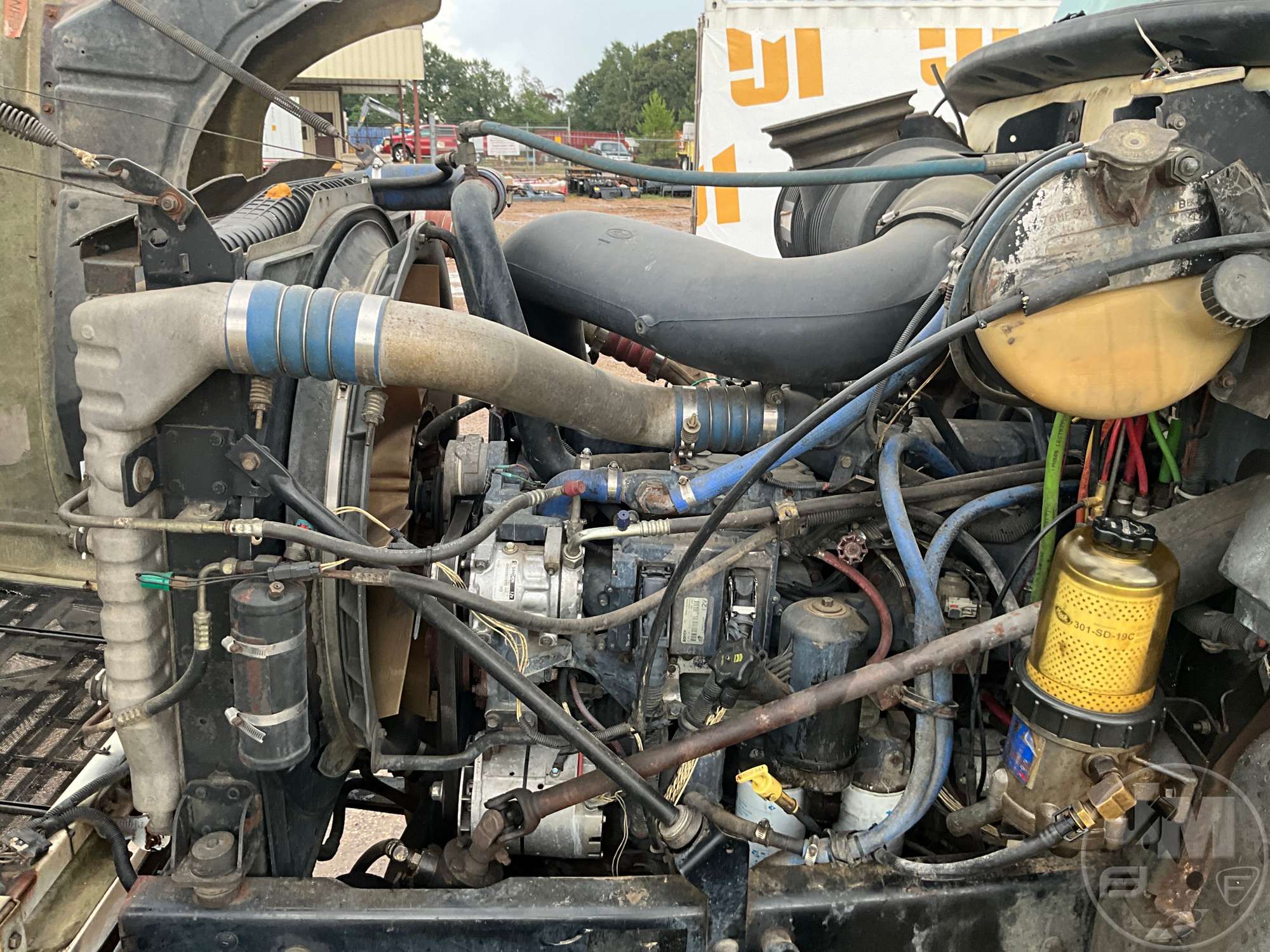 2005 Mack 613