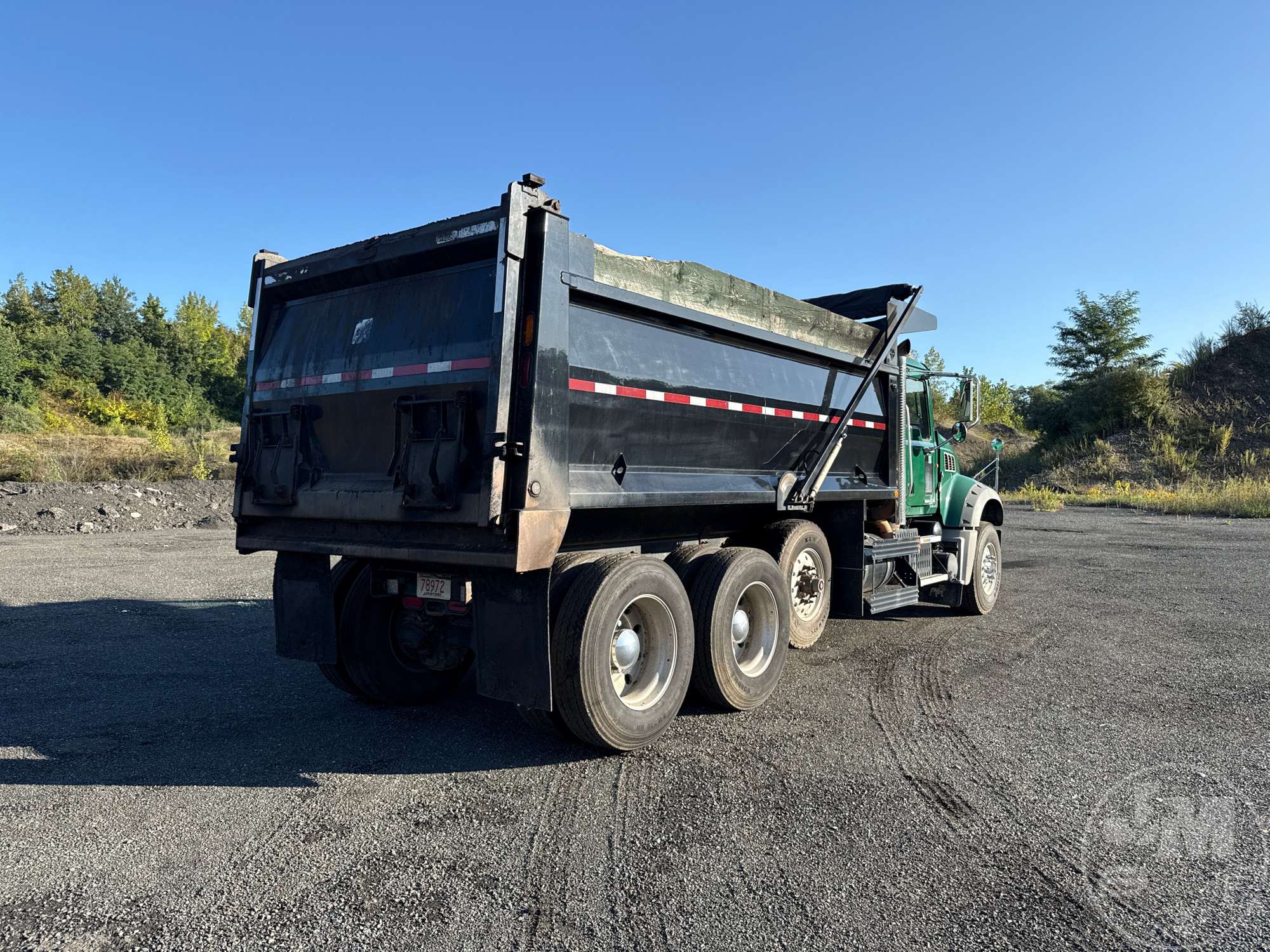 2011 Mack GU GRANITE