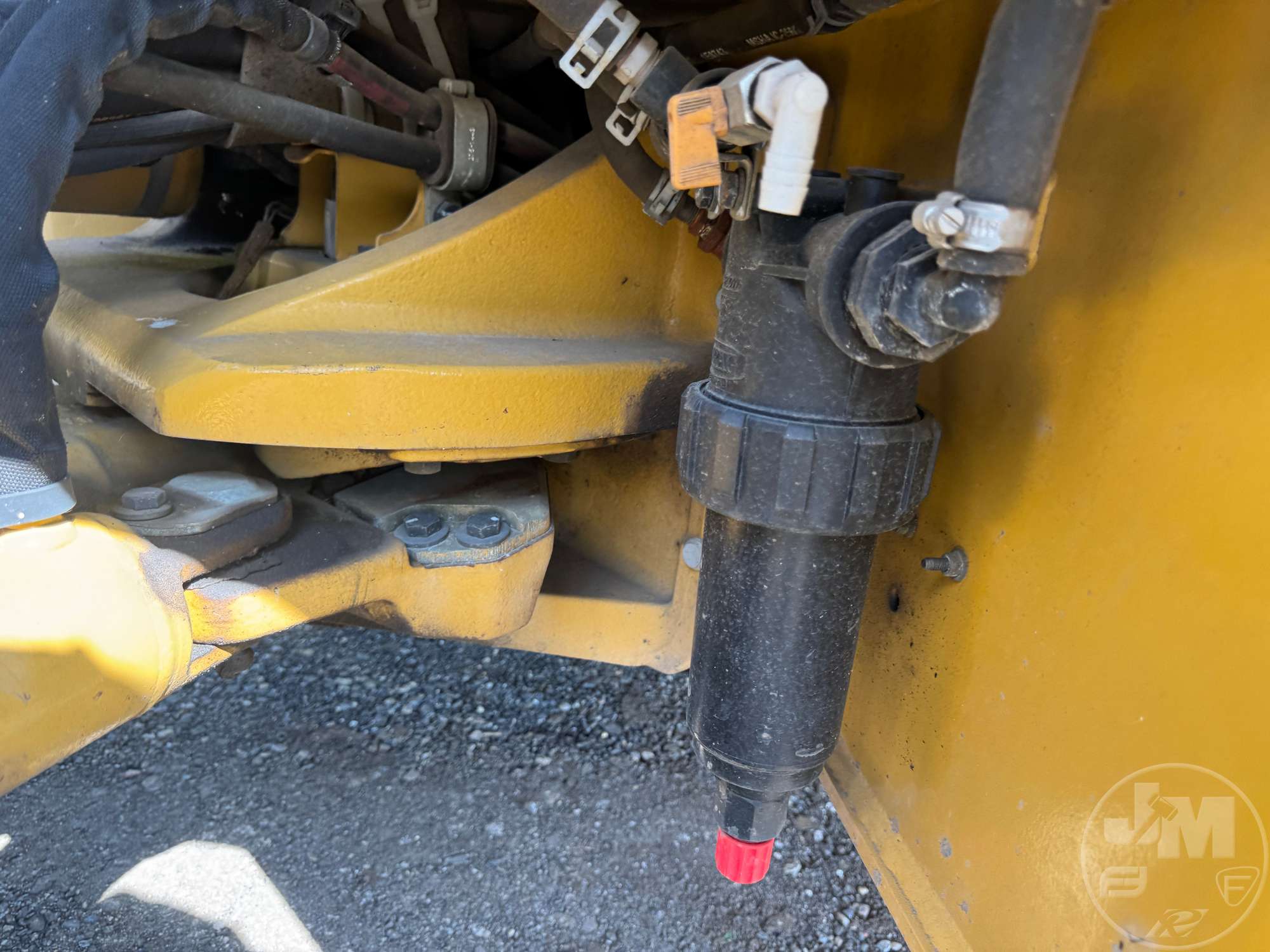2016 Caterpillar CB54B