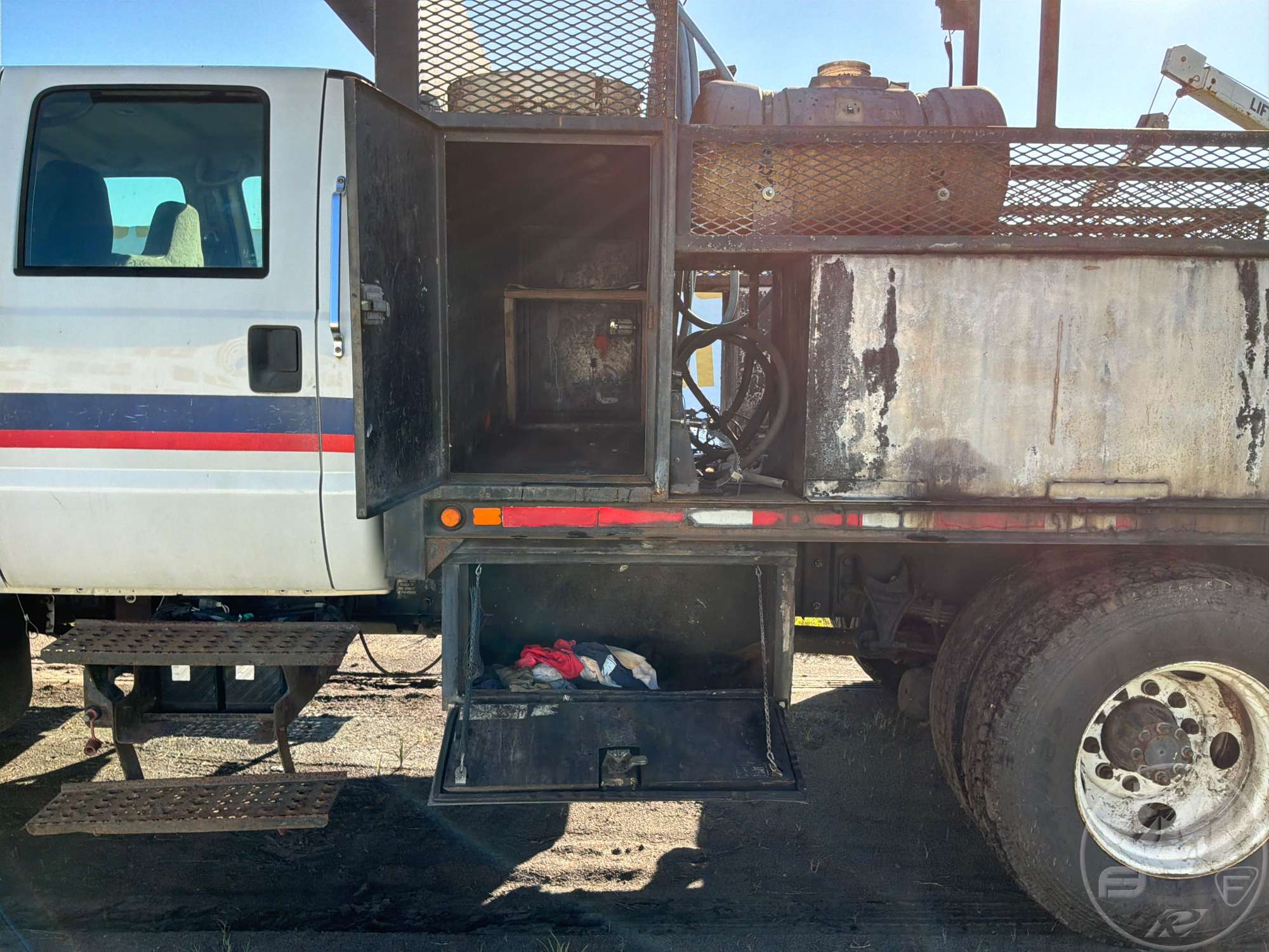 2009 Ford F-650XL SD CREW CAB