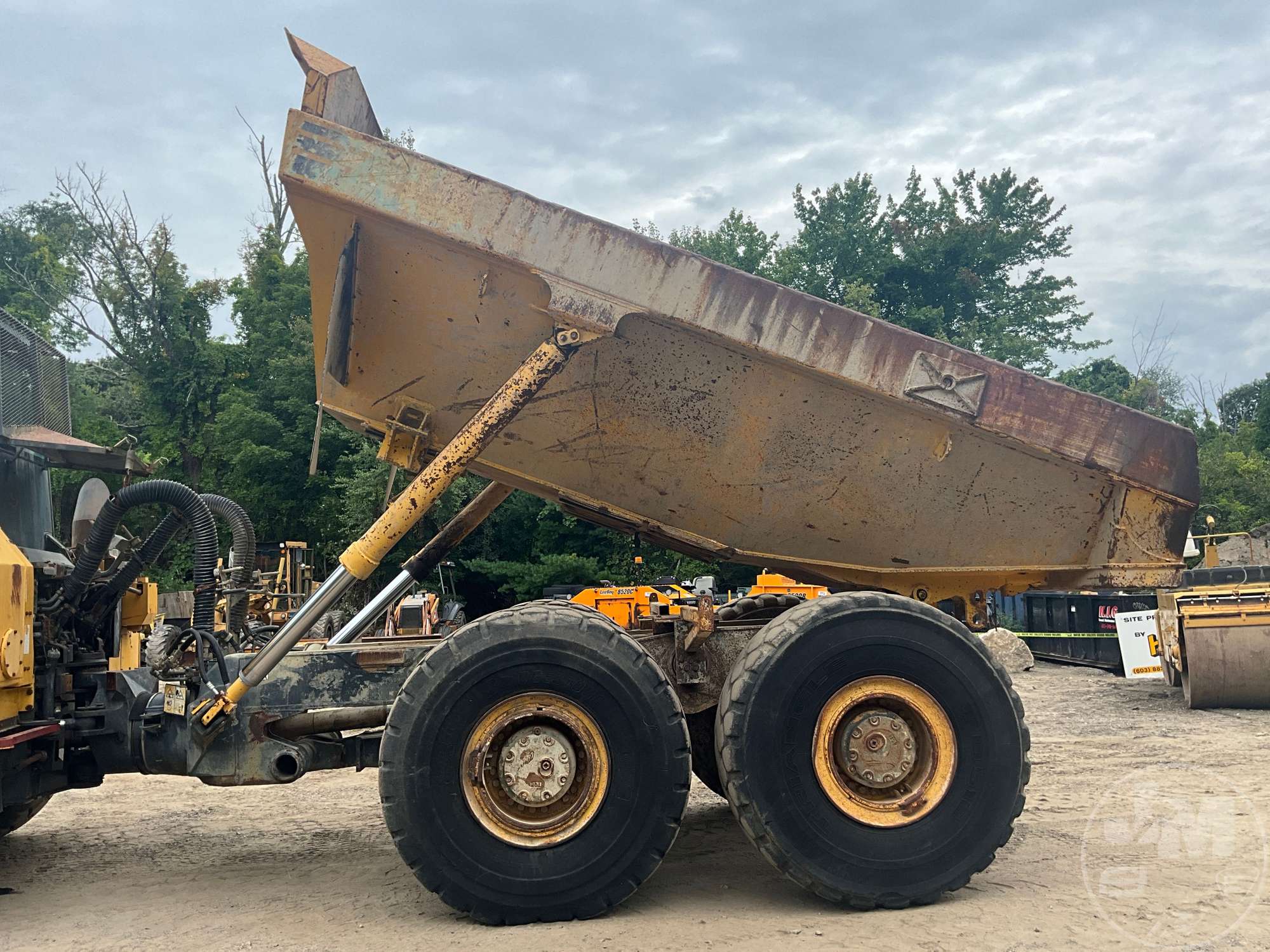 2006 Komatsu HM350-2