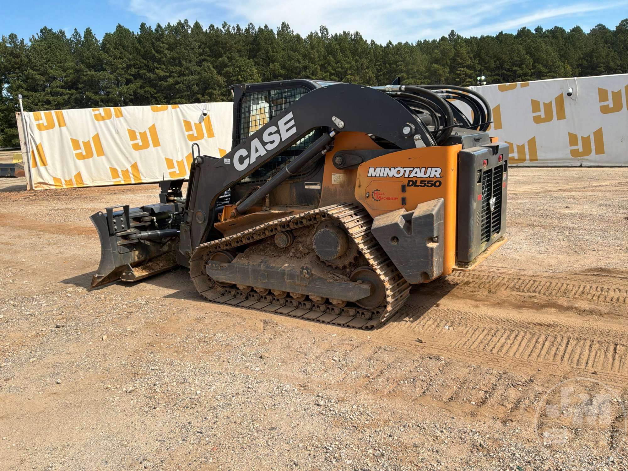 2023 Case DL550