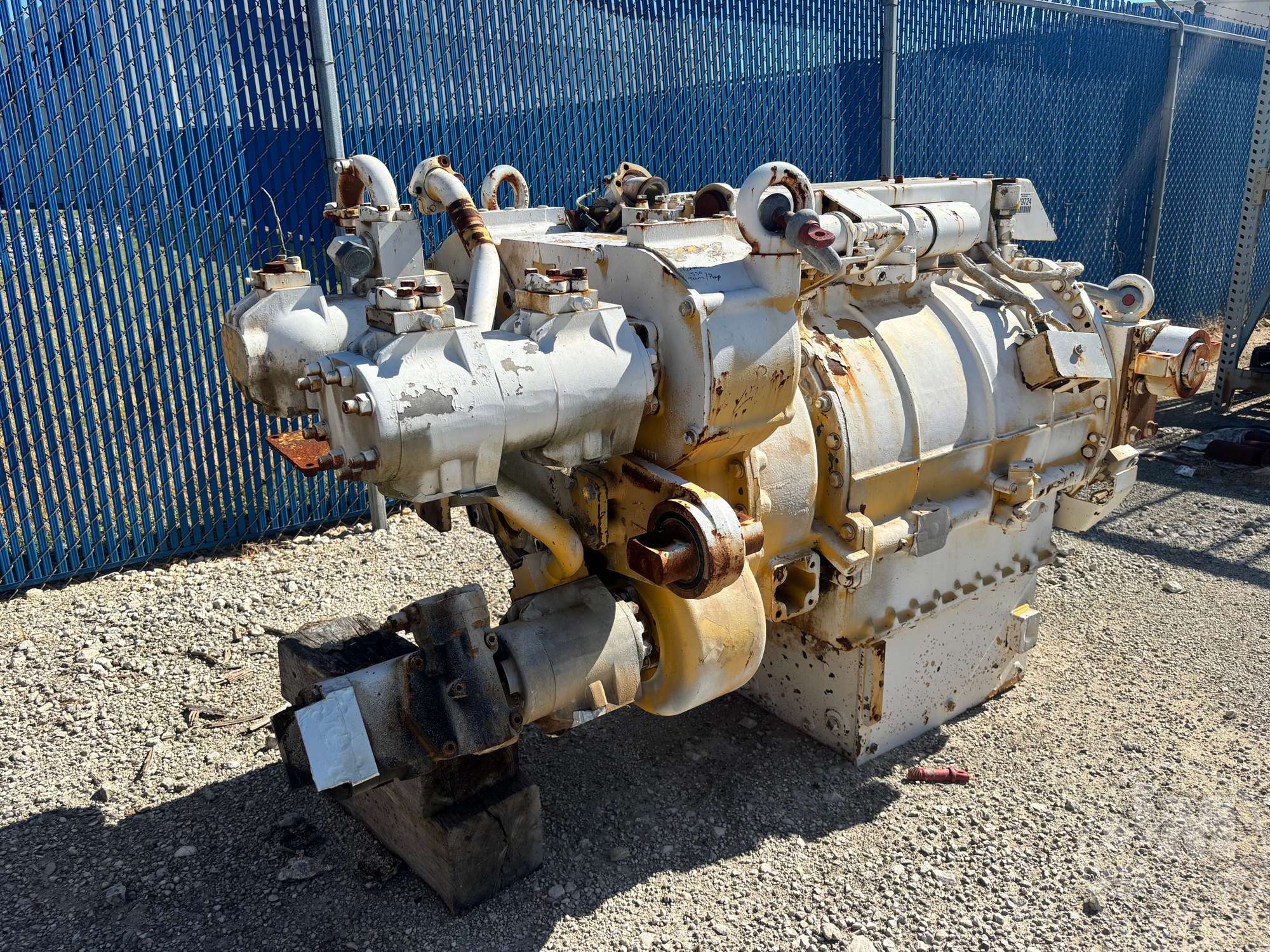 0 Komatsu 530M TRANSMISSION