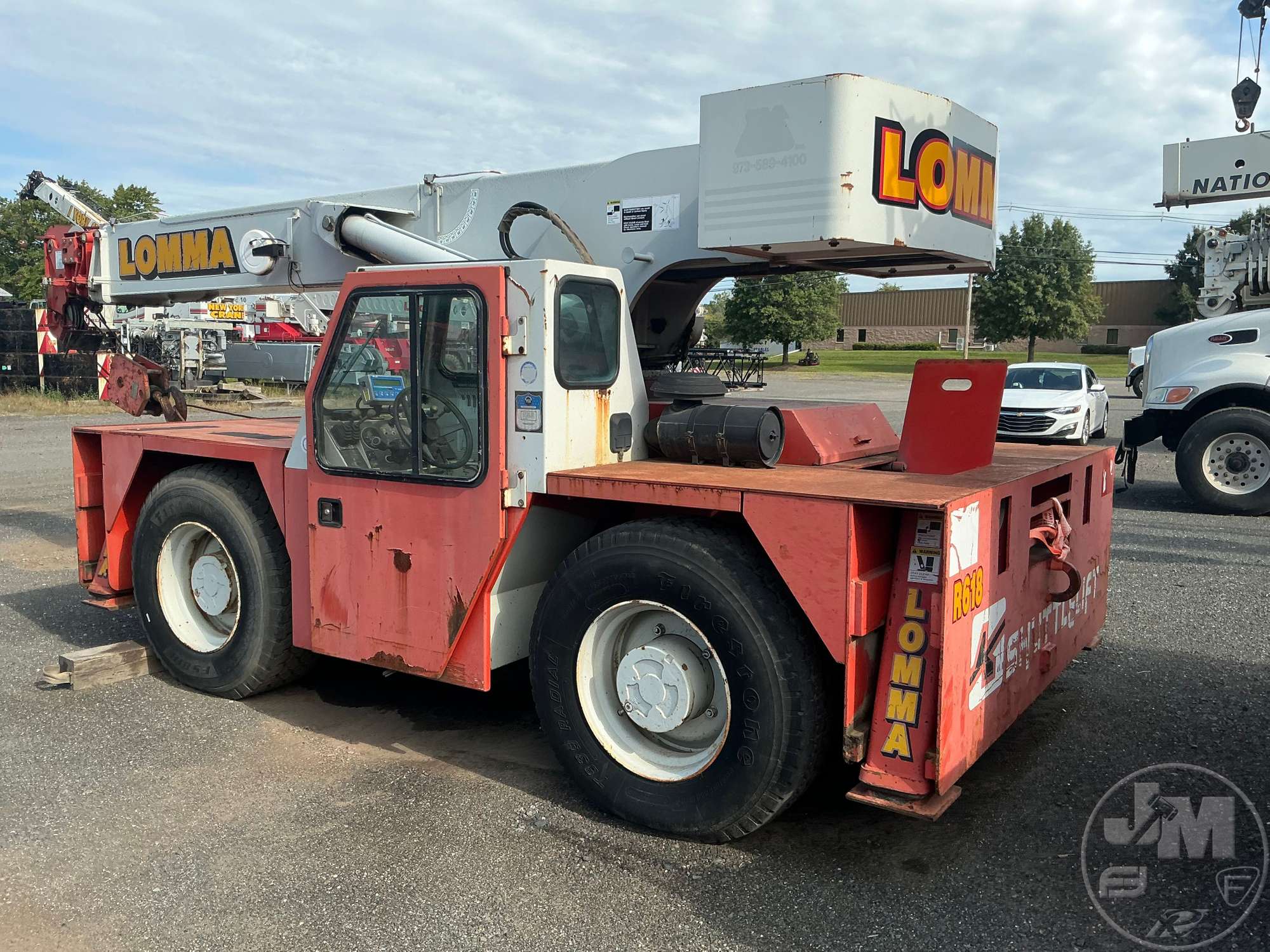 2004 Shuttlelift 5560B