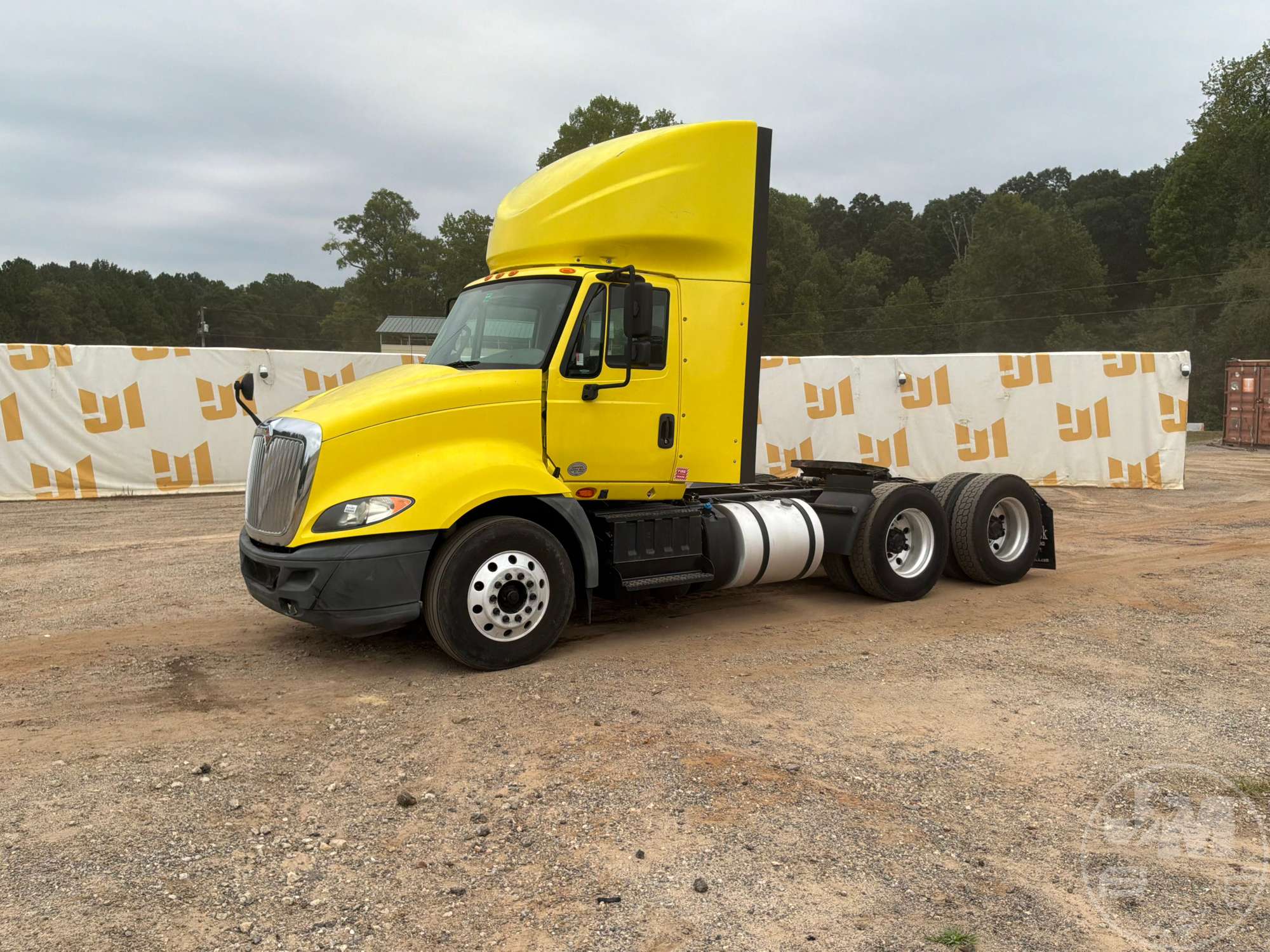 Photo of 2017 International LF677
