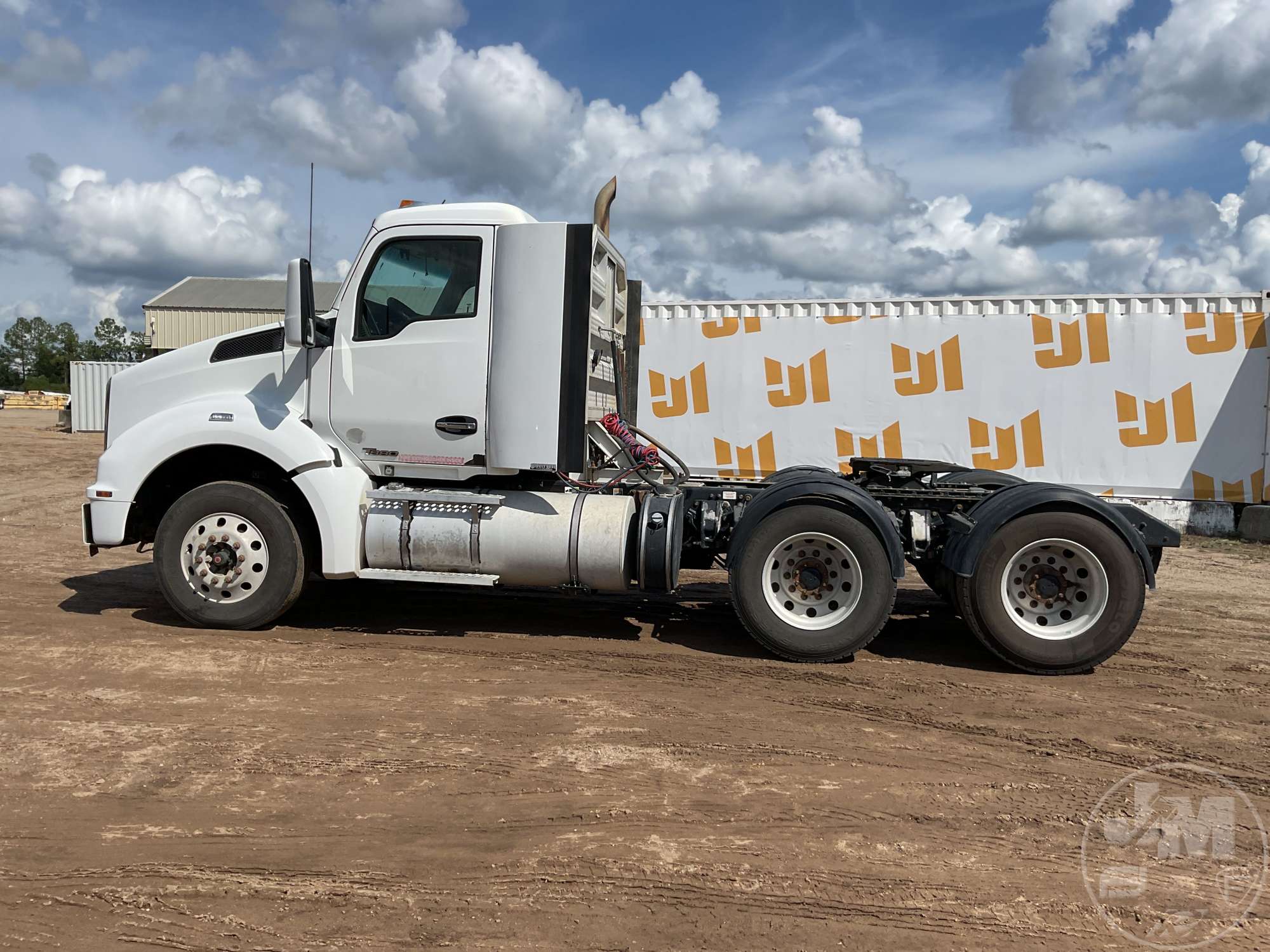 2016 Kenworth T880