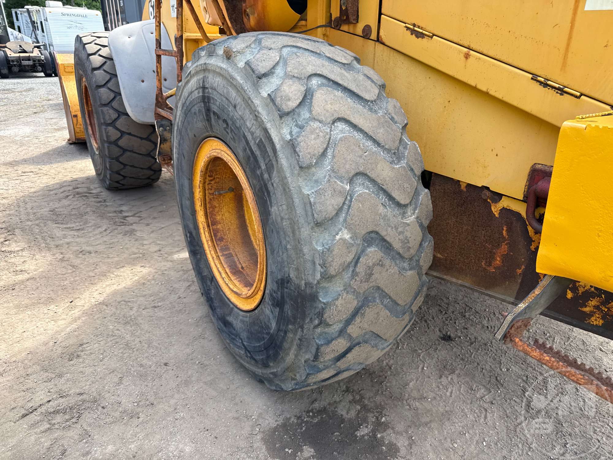 2001 John Deere 624H