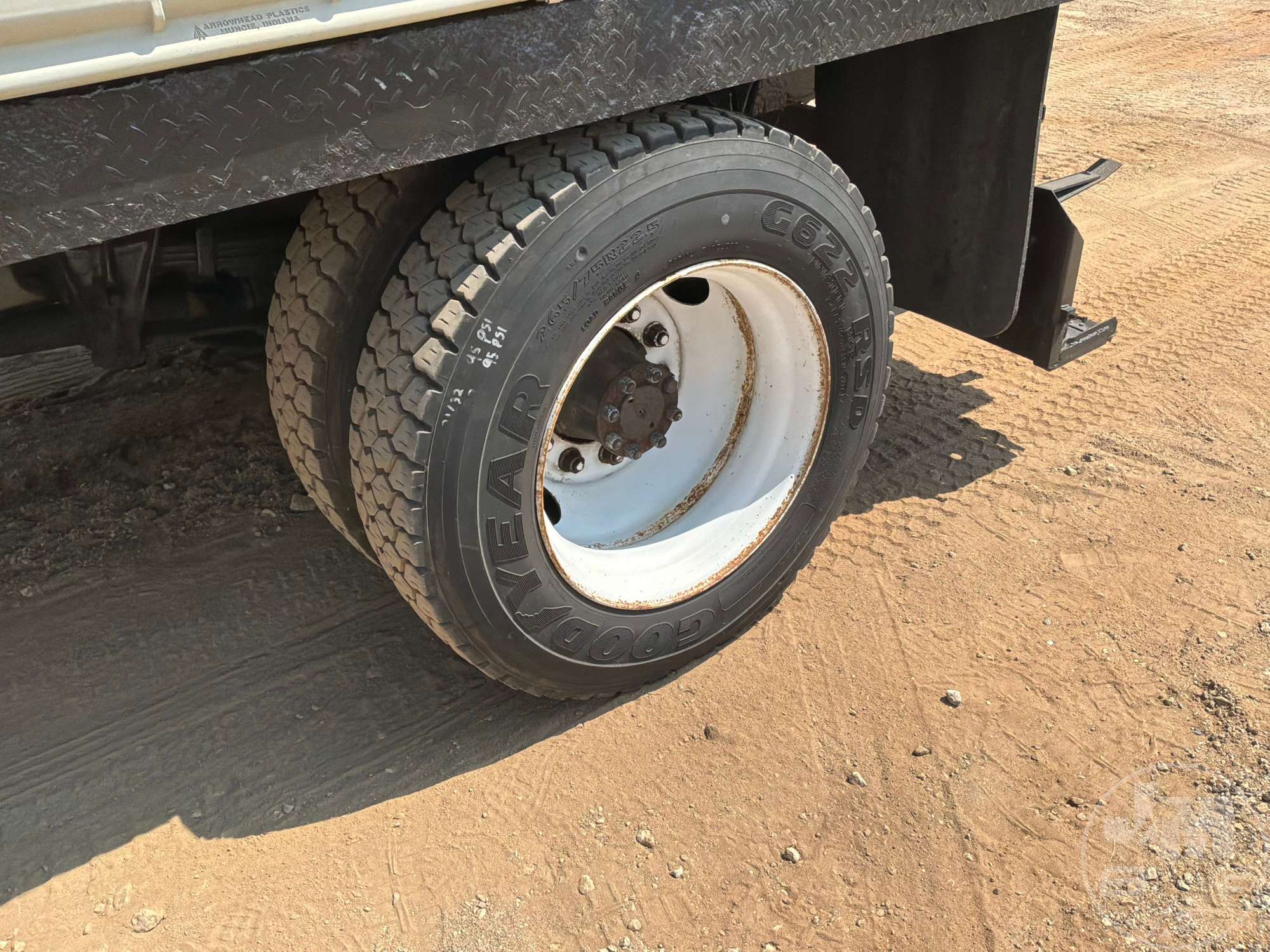 2001 International 4700