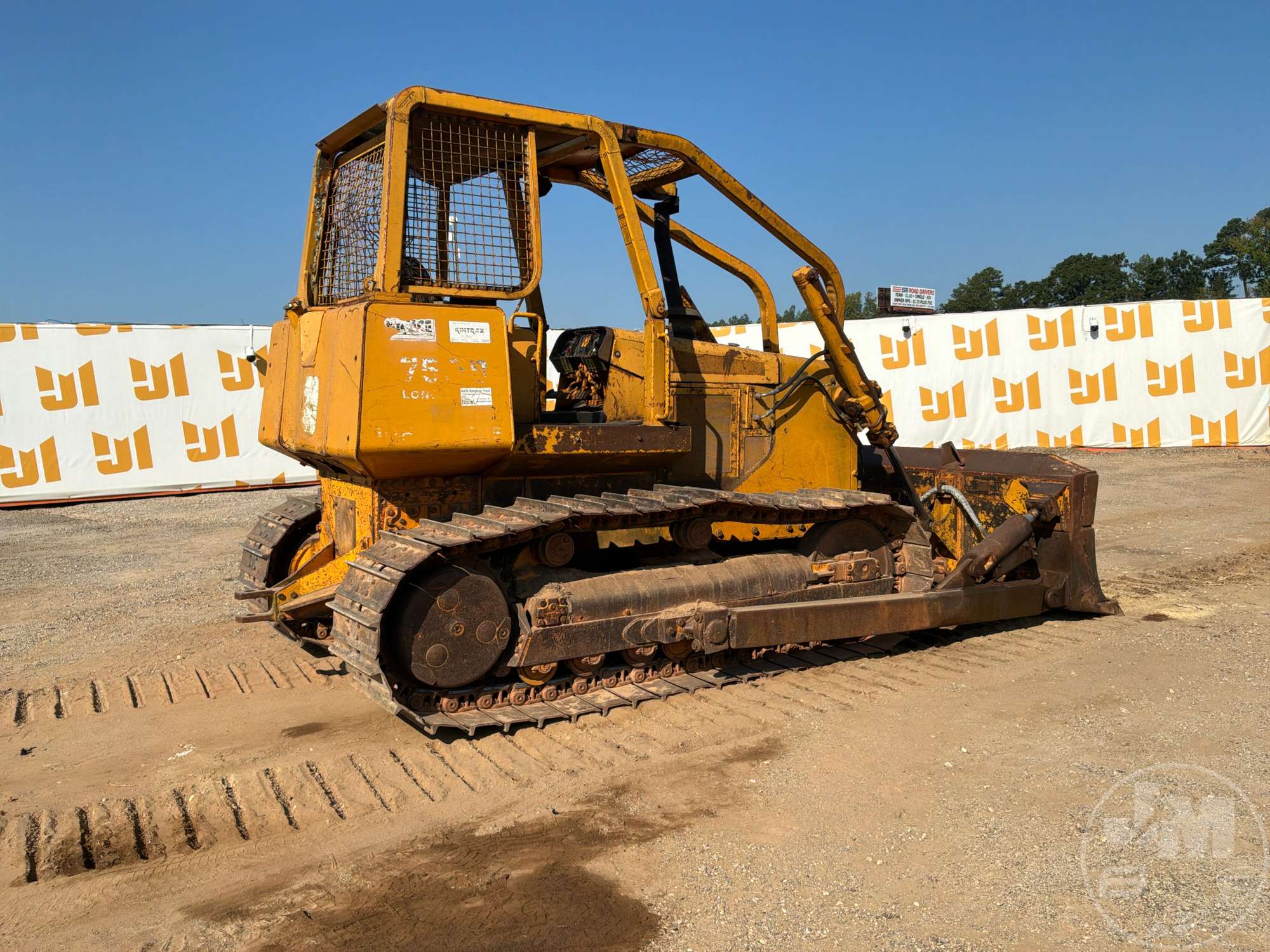 1988 John Deere 750 B