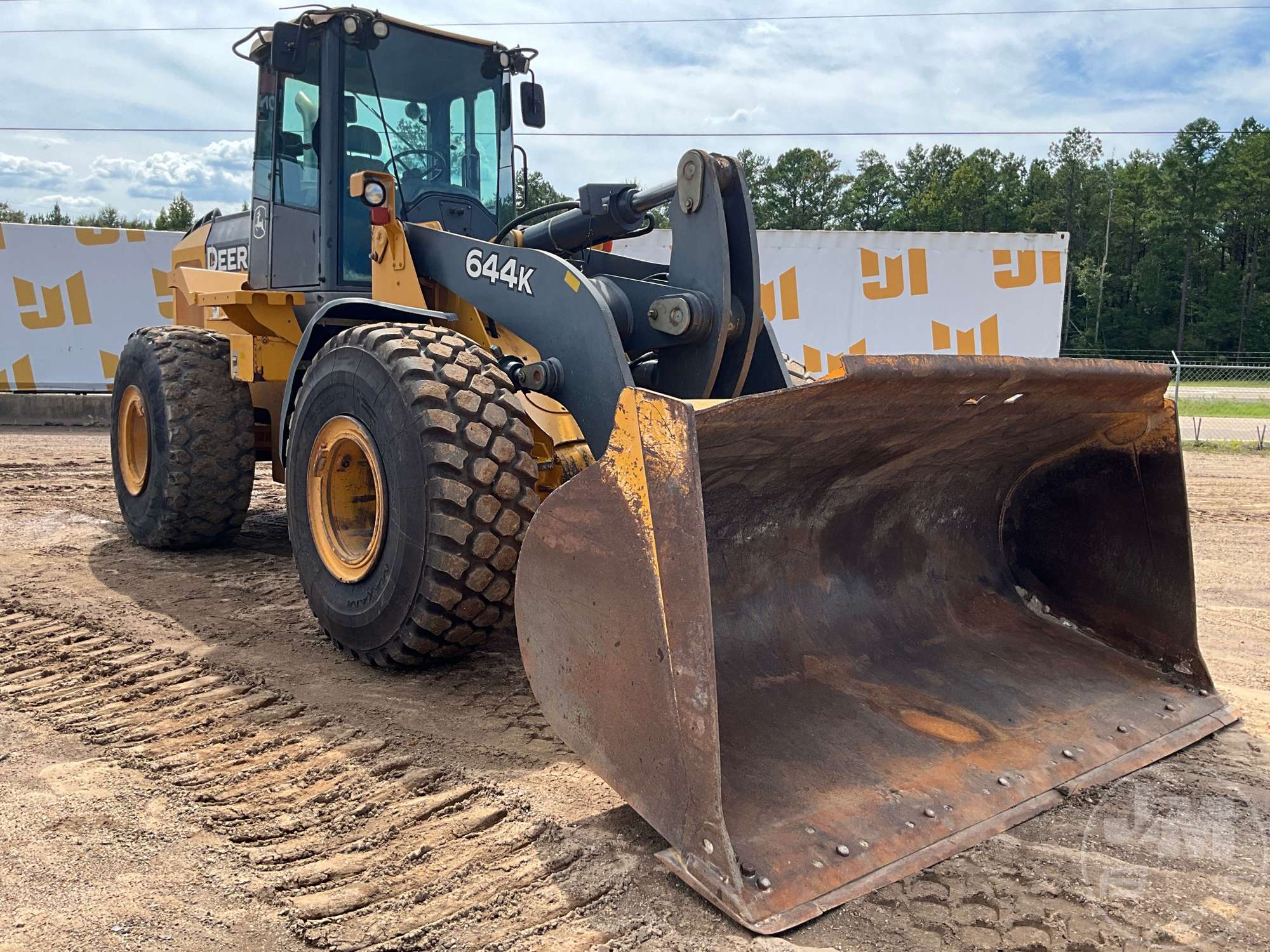 2010 John Deere 644K