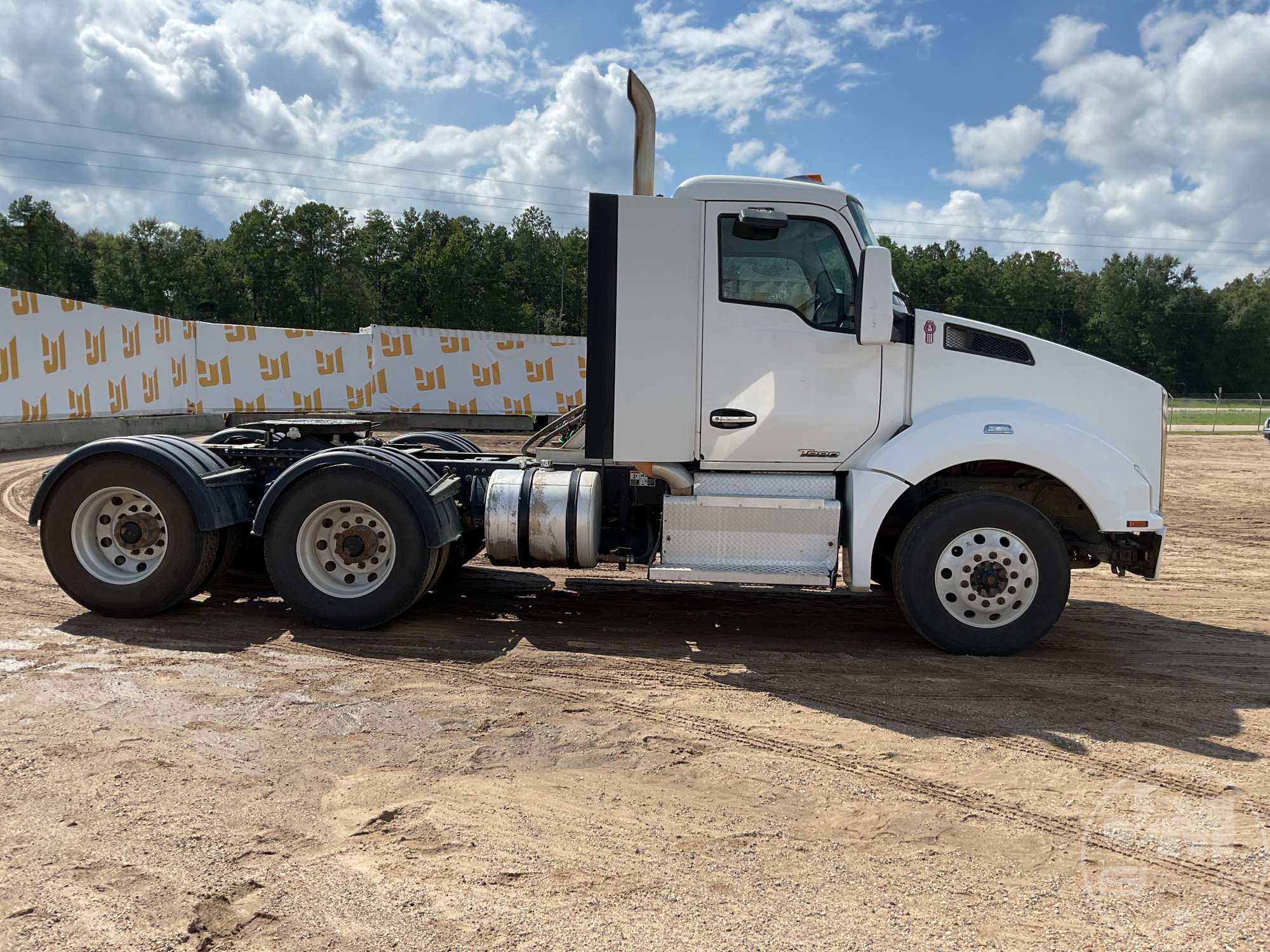 2016 Kenworth T880