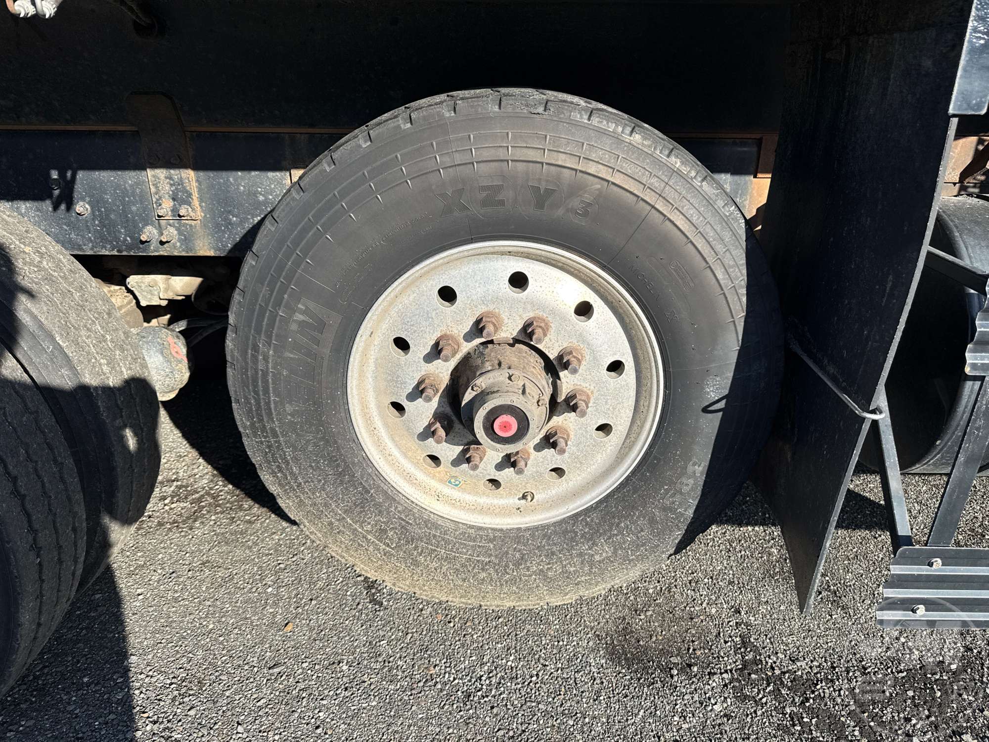 2011 Mack GU GRANITE