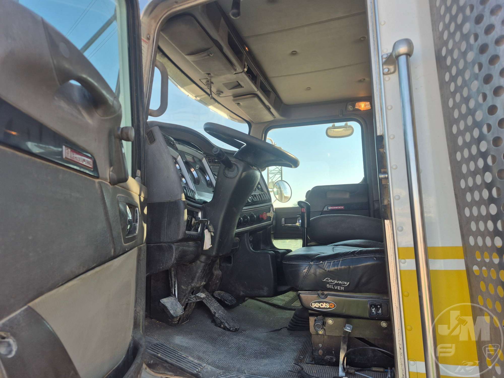 2011 Kenworth T800