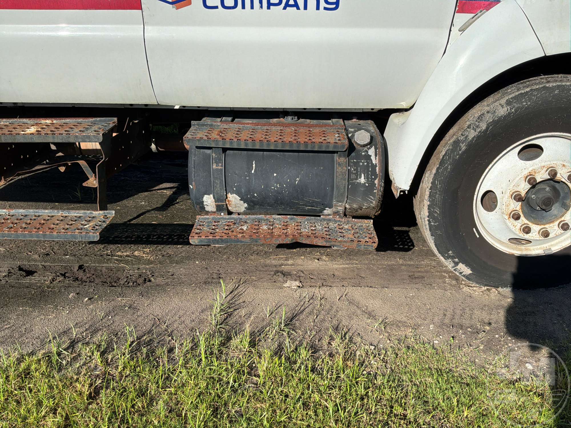 2009 Ford F-650XL SD CREW CAB