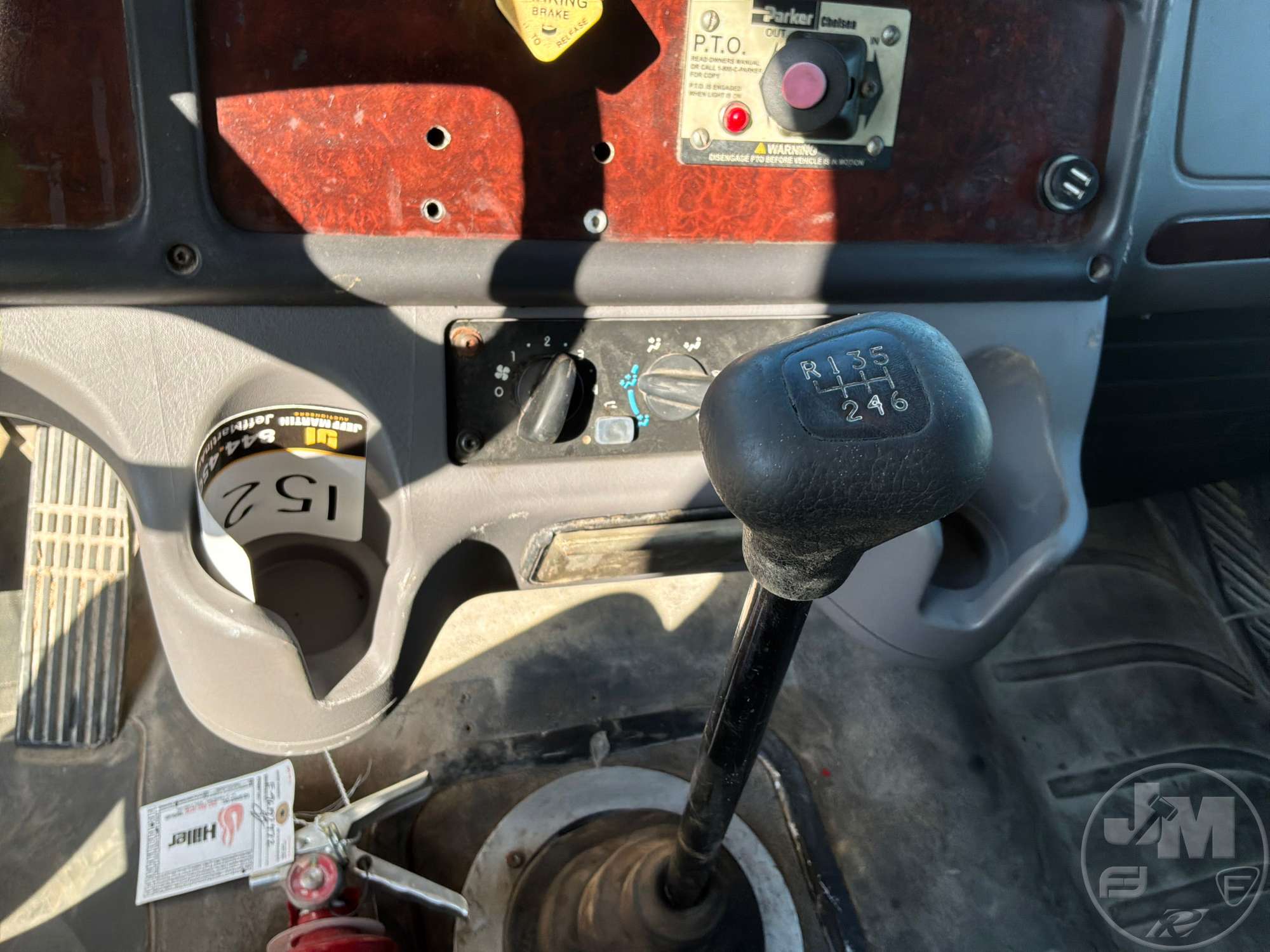 2006 Freightliner M2